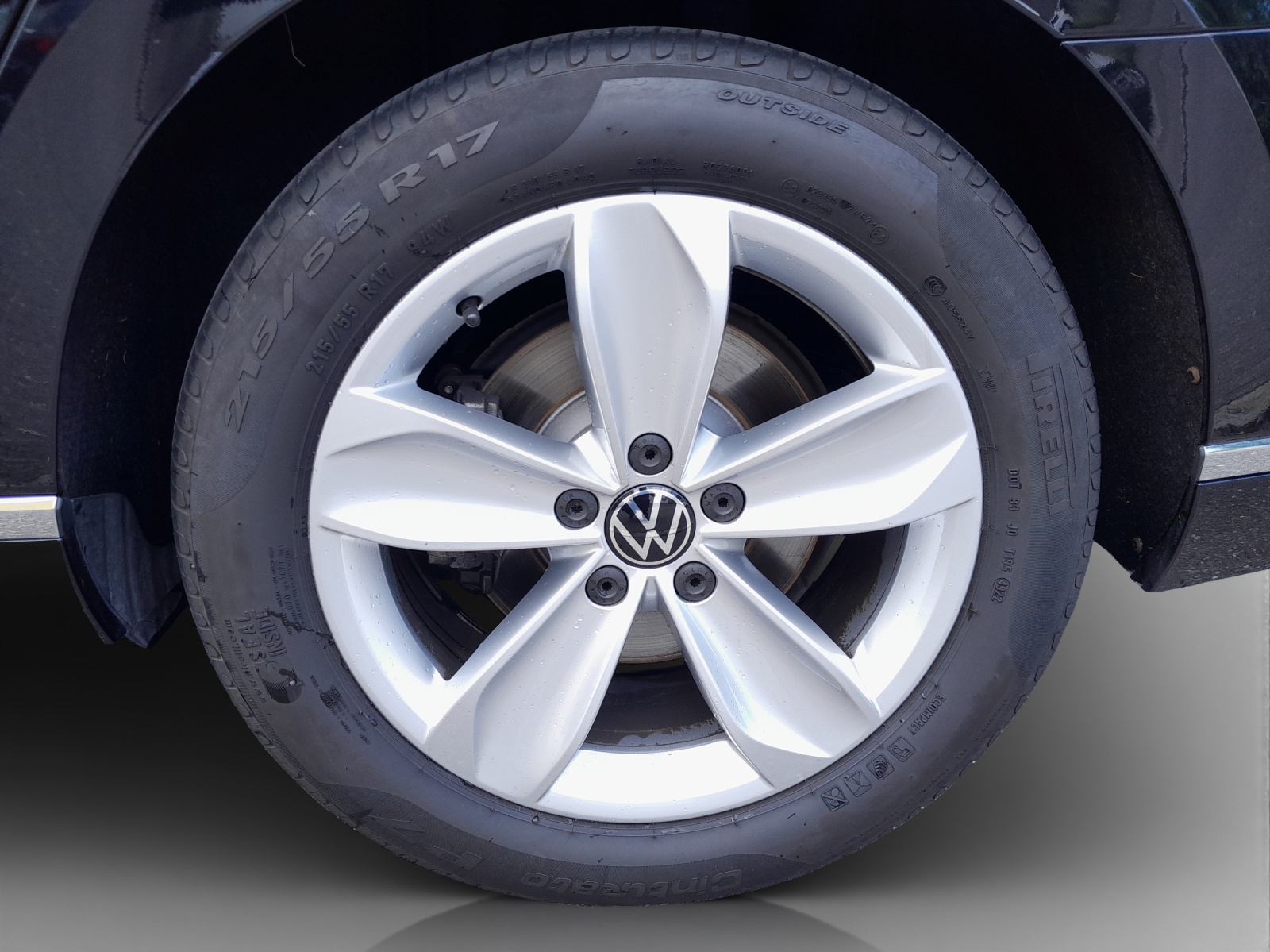 VW Passat 2.0 TDI BMT Elegance 4Motion DSG-image-11