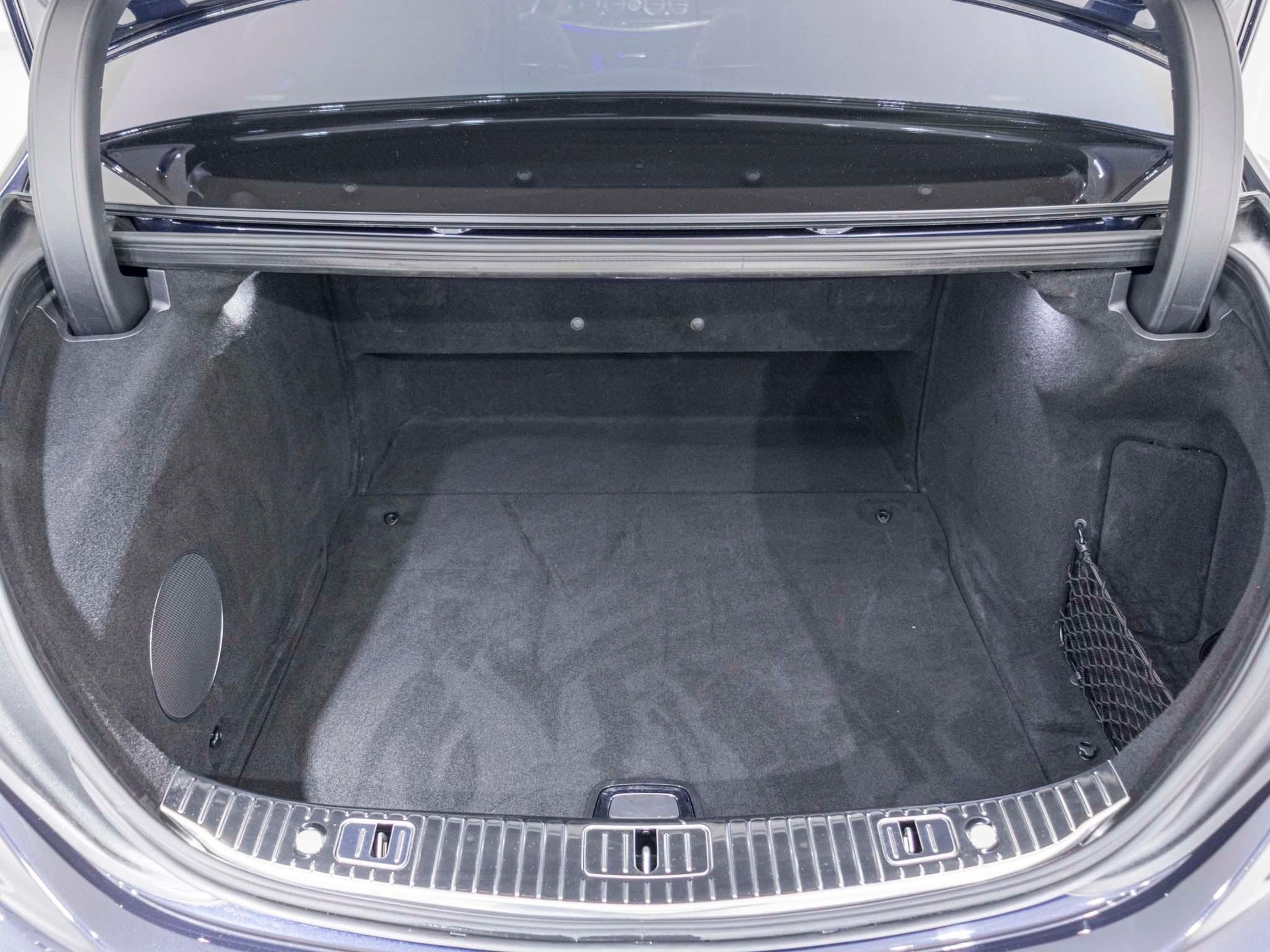 MERCEDES-BENZ S 560 Maybach 4MATIC-image-13