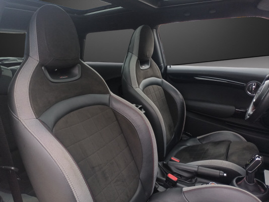 MINI Cooper JCW-image-7