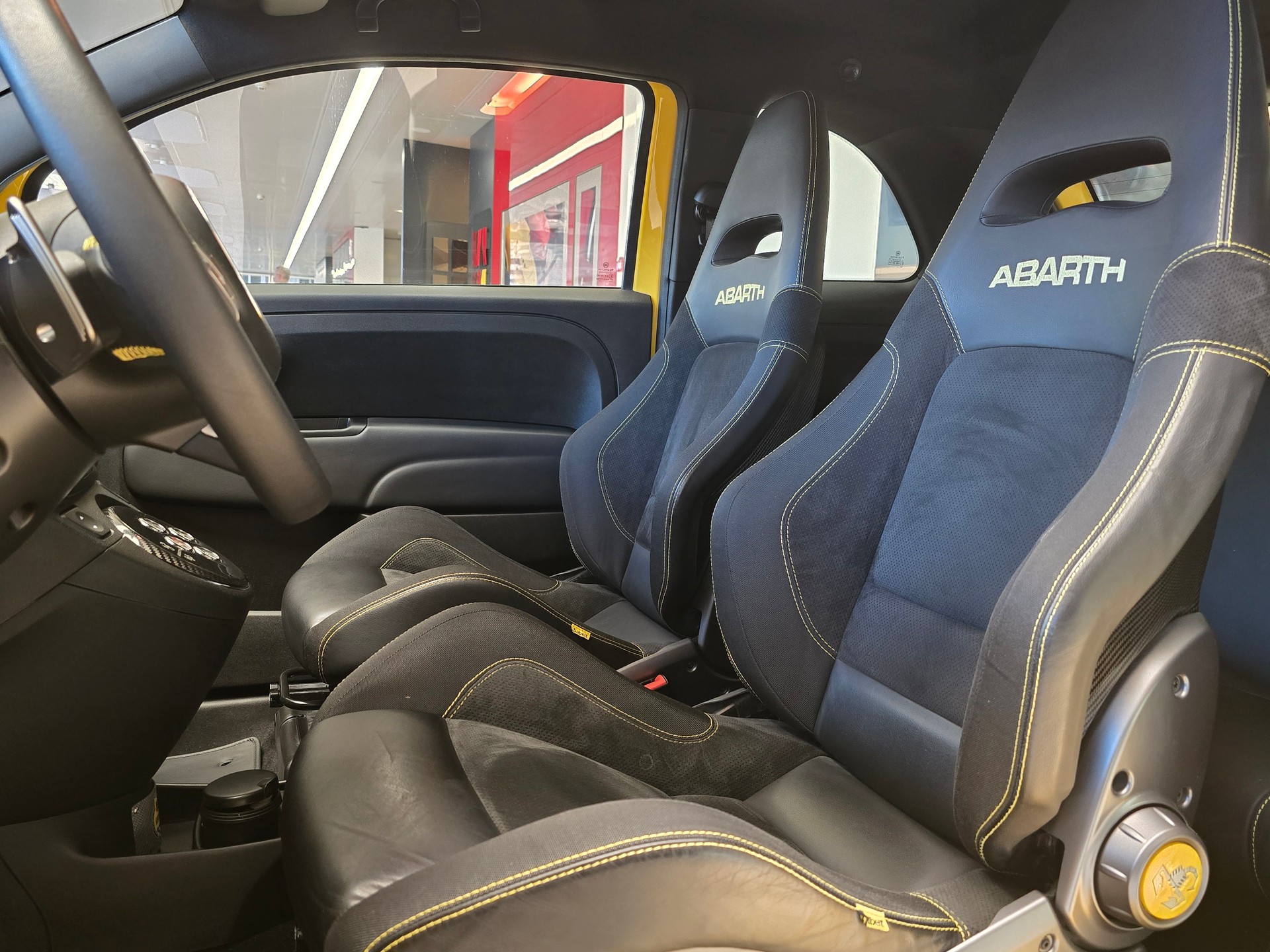 FIAT 695 ABARTH Tributo Ferrari 122/299-image-9