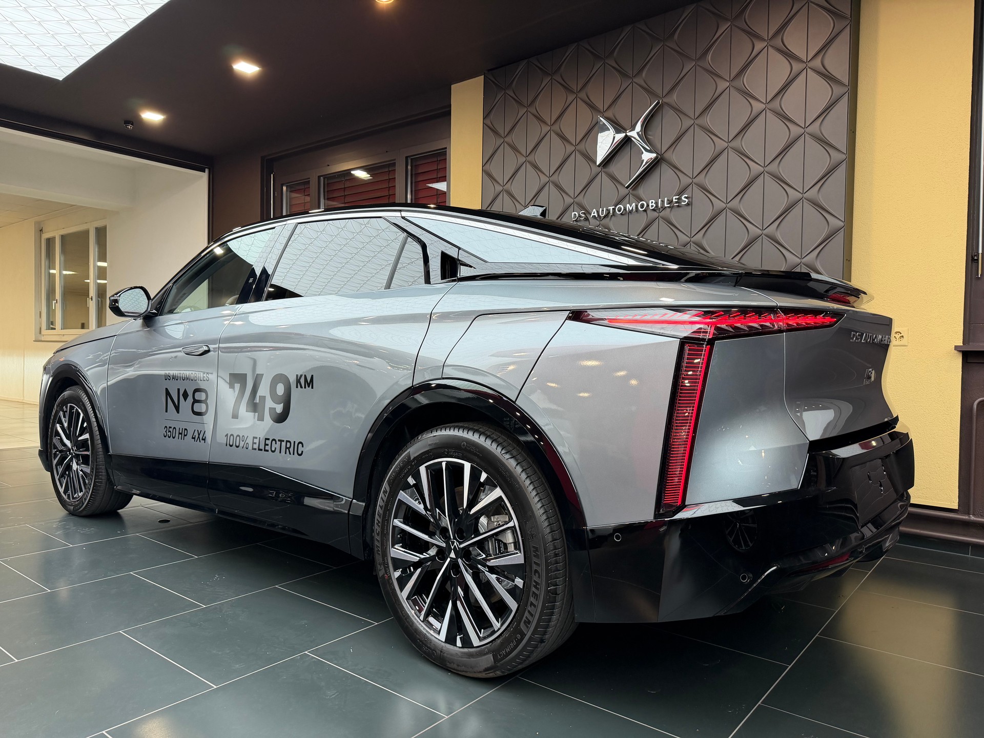 DS AUTOMOBILES DS8-image-11