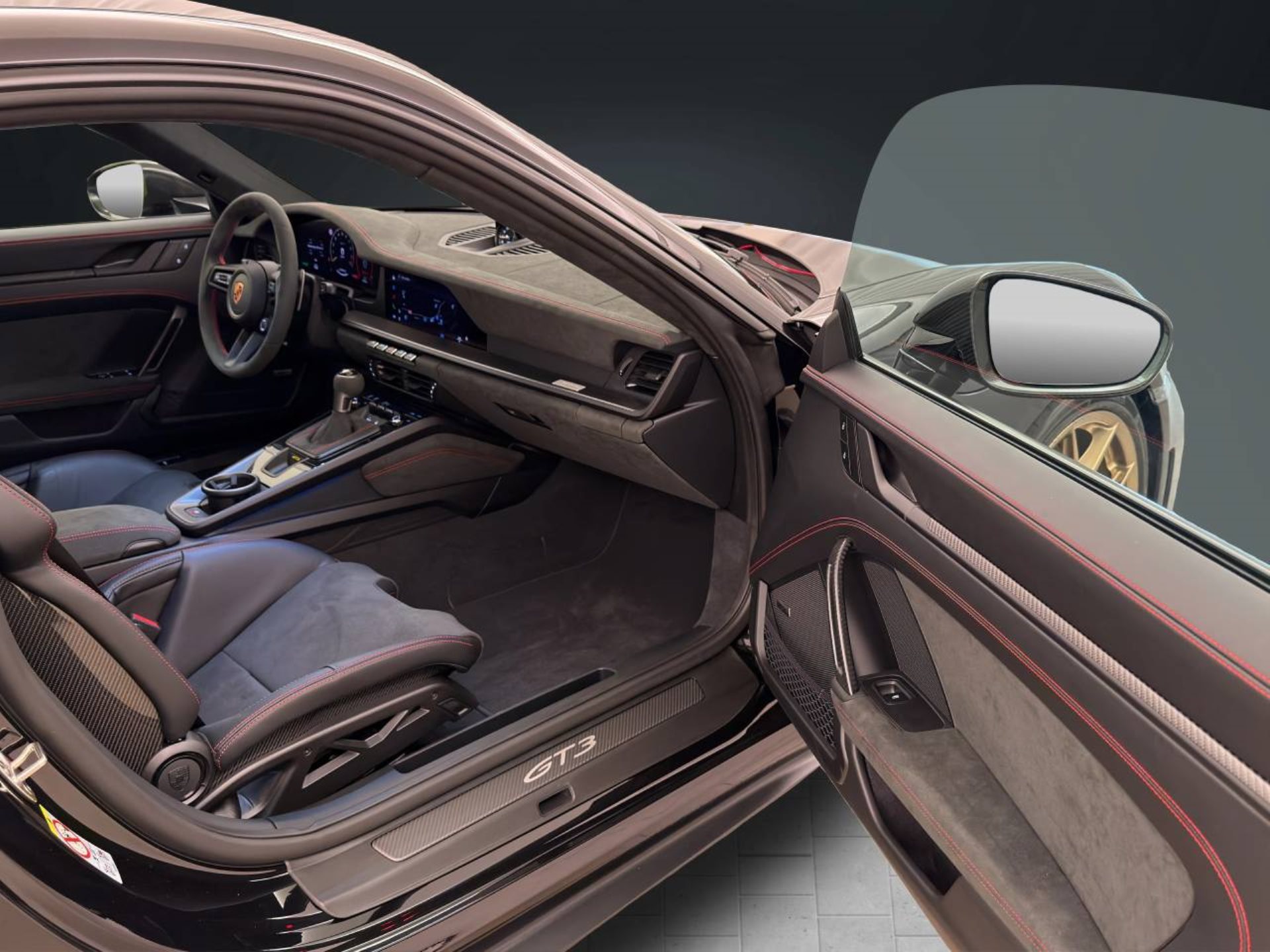PORSCHE 911 GT3-image-13