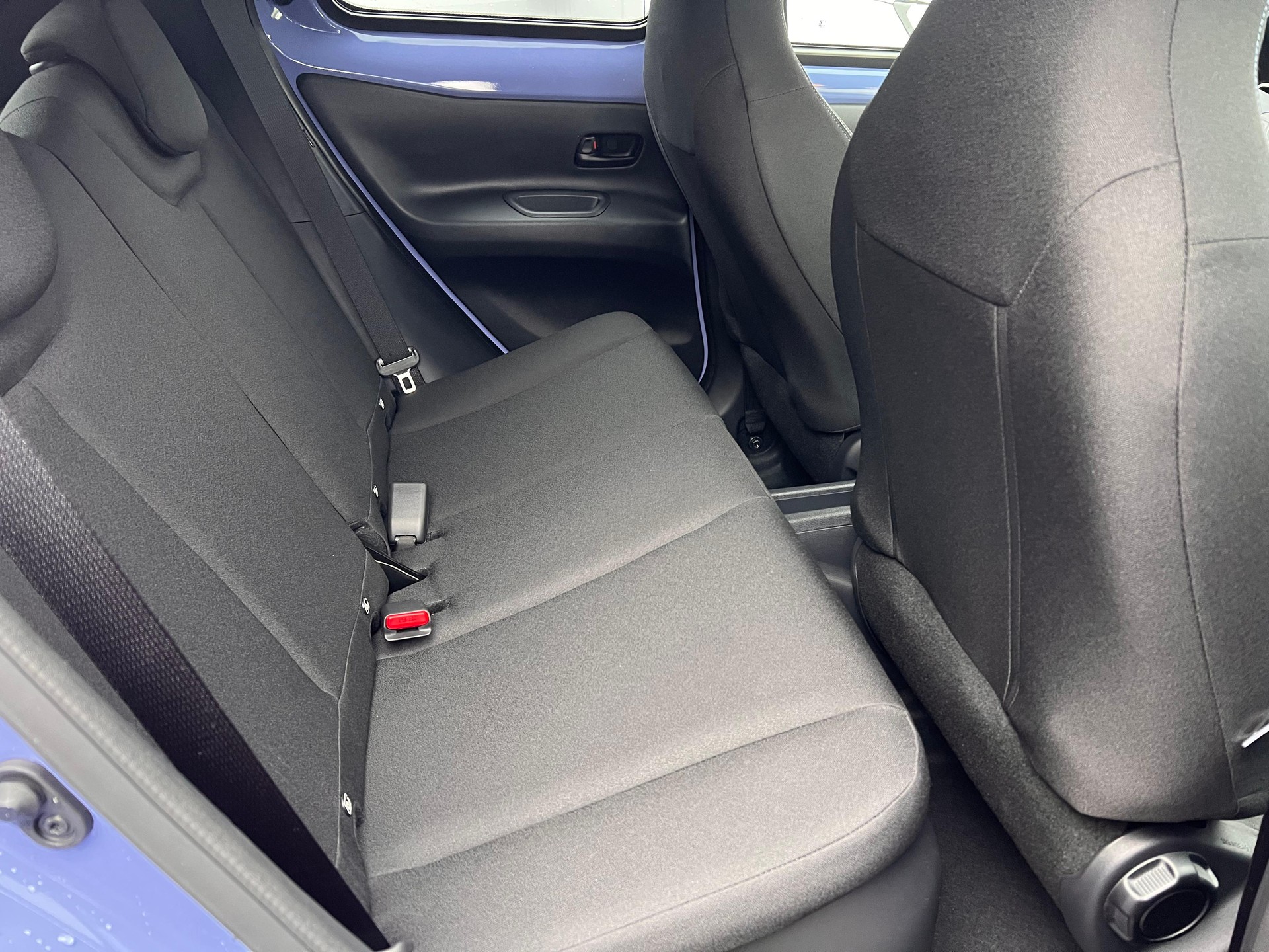 TOYOTA Aygo X 1.5 VVT-i HSD Trend-image-10