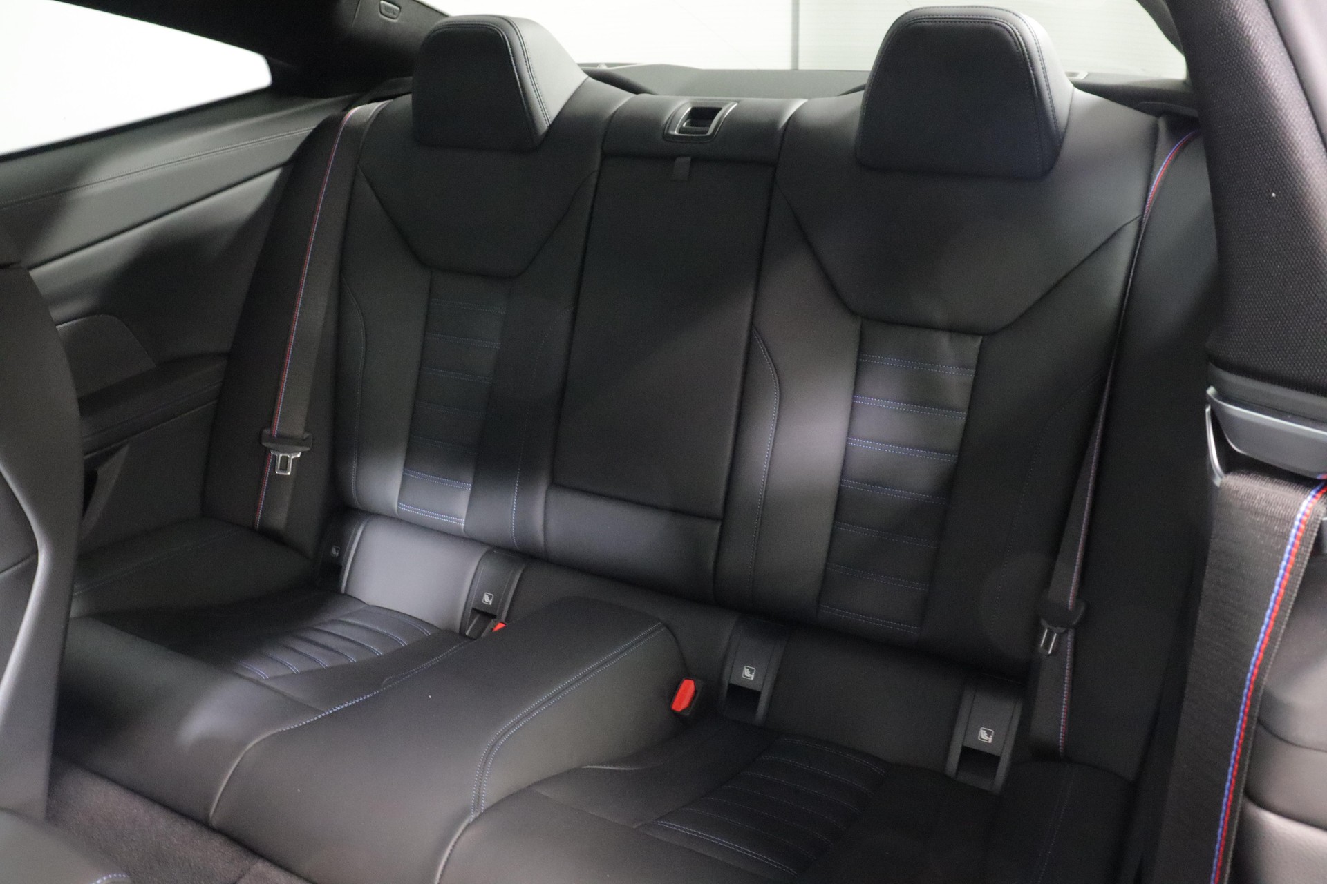 BMW M440i xDrive Coupé-image-3