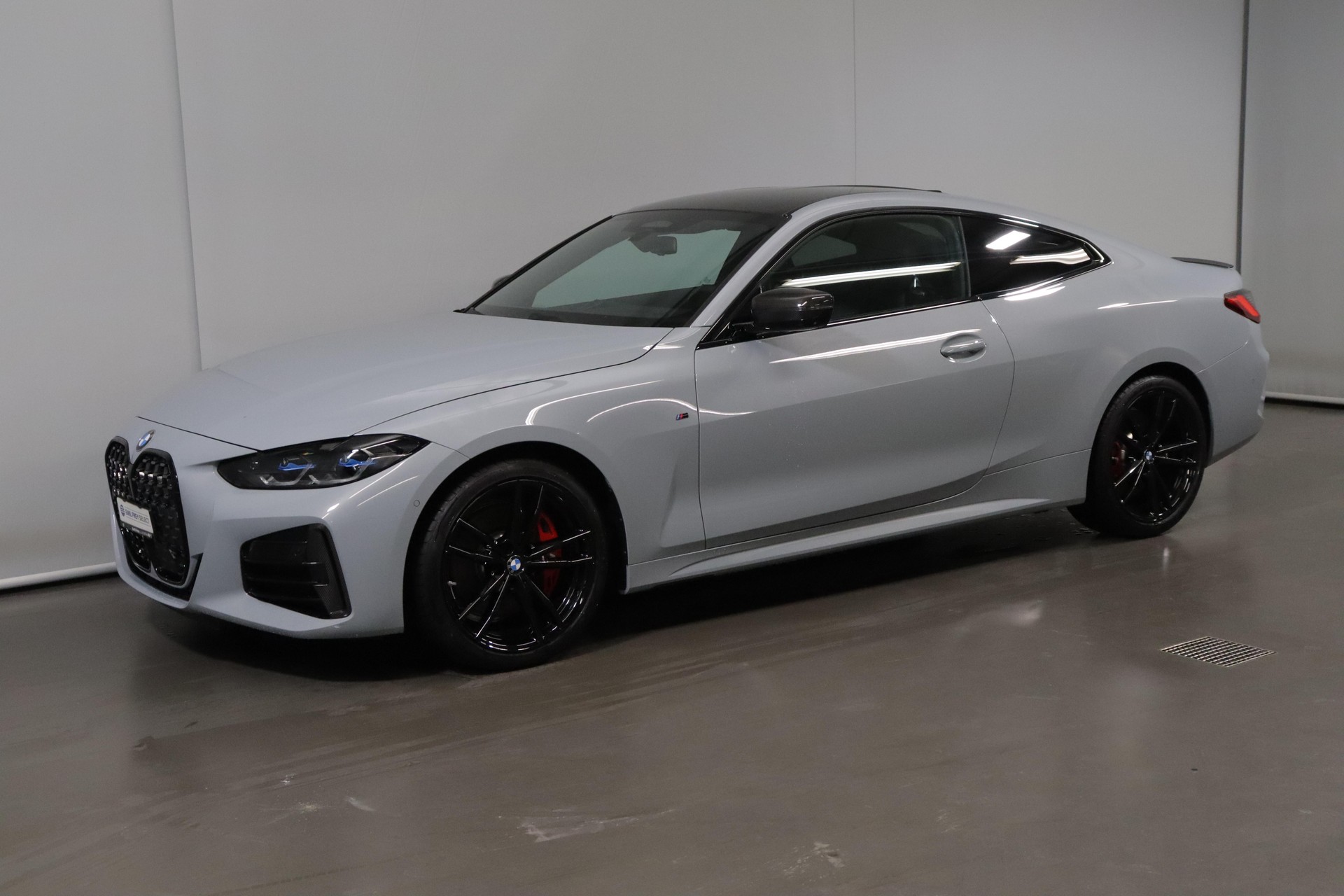 BMW M440i xDrive Coupé-image-1