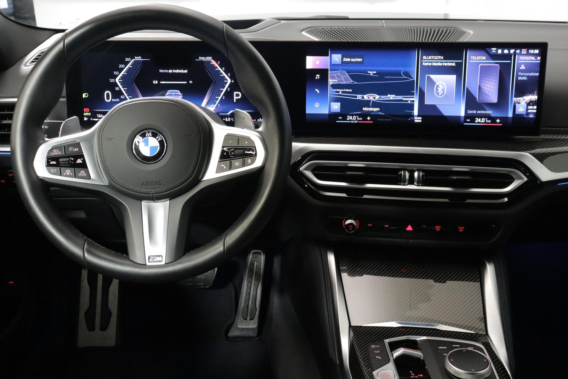 BMW M440i xDrive Coupé-image-5