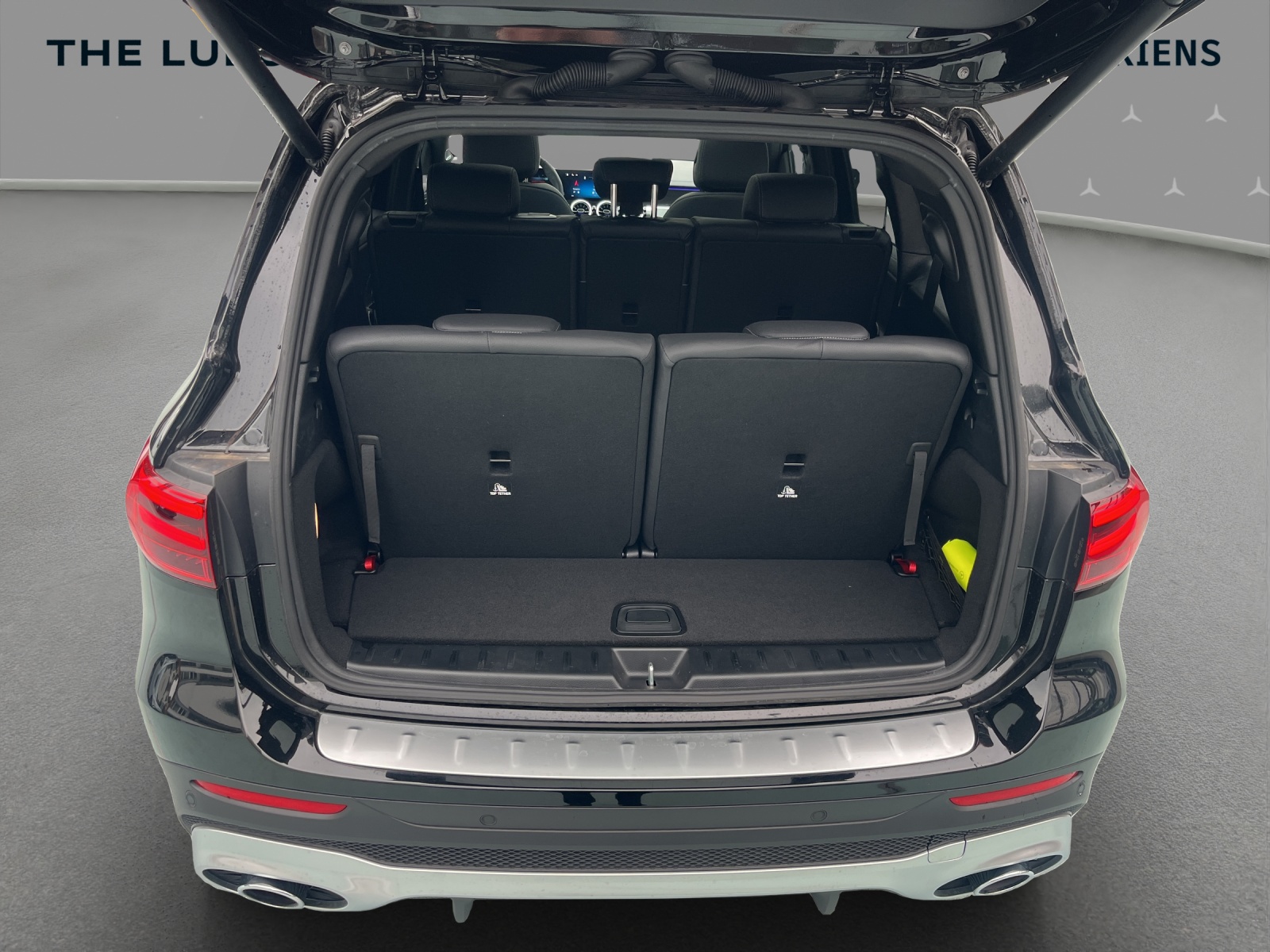 MERCEDES-BENZ GLB 35 4M - AMG / DISTRONIC / 360 Grad Kamera / Leder / 7 Sitze-image-13