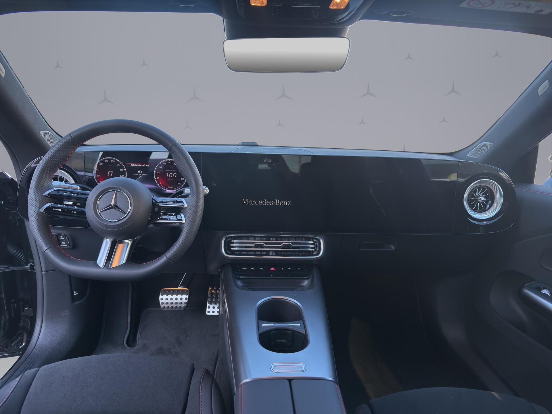 MERCEDES-BENZ CLA 250+ AMG Line-image-12