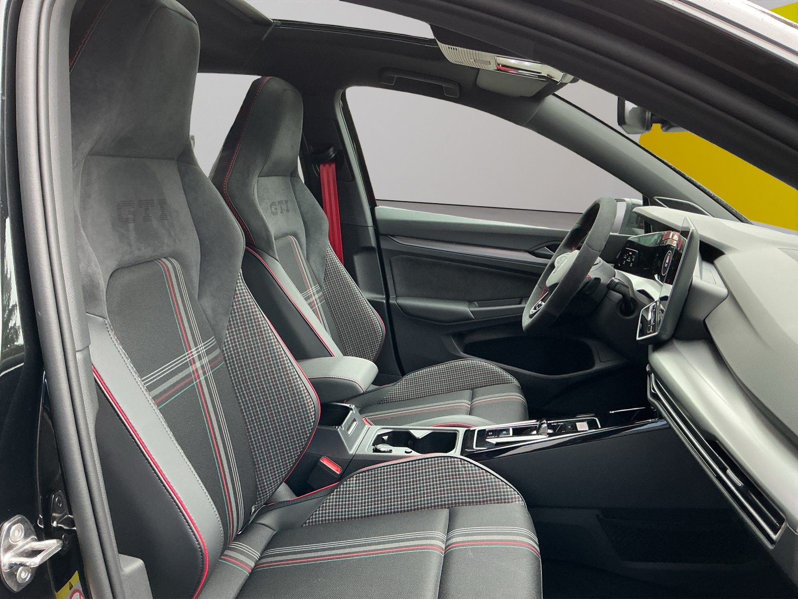 VW Golf 2.0 TSI GTI Edition 50 DSG-image-10