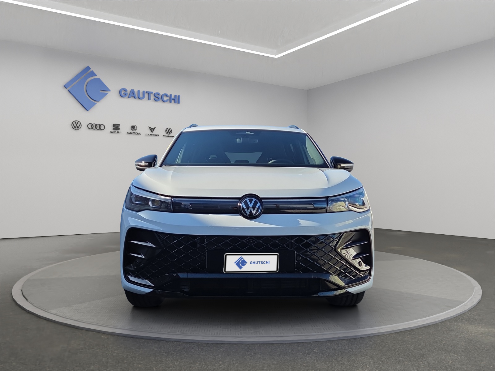 VW Tiguan 2.0 TDI SCR R-Line 4Motion DSG-image-4