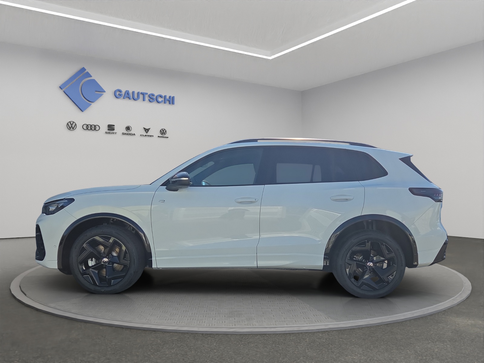 VW Tiguan 2.0 TDI SCR R-Line 4Motion DSG-image-1