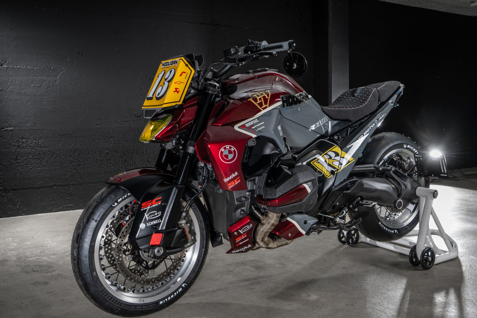 BMW R 1300 R "HOOLIGAN 13" by VTR Customs-image-6