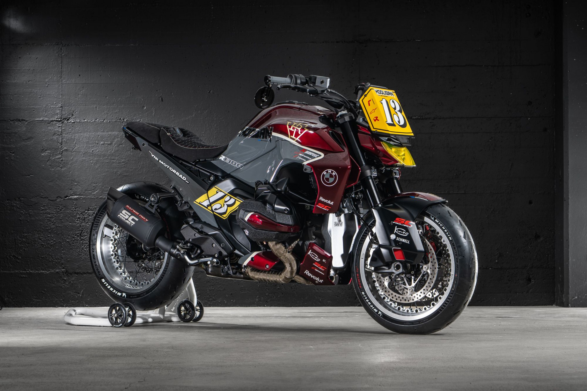 BMW R 1300 R "HOOLIGAN 13" by VTR Customs