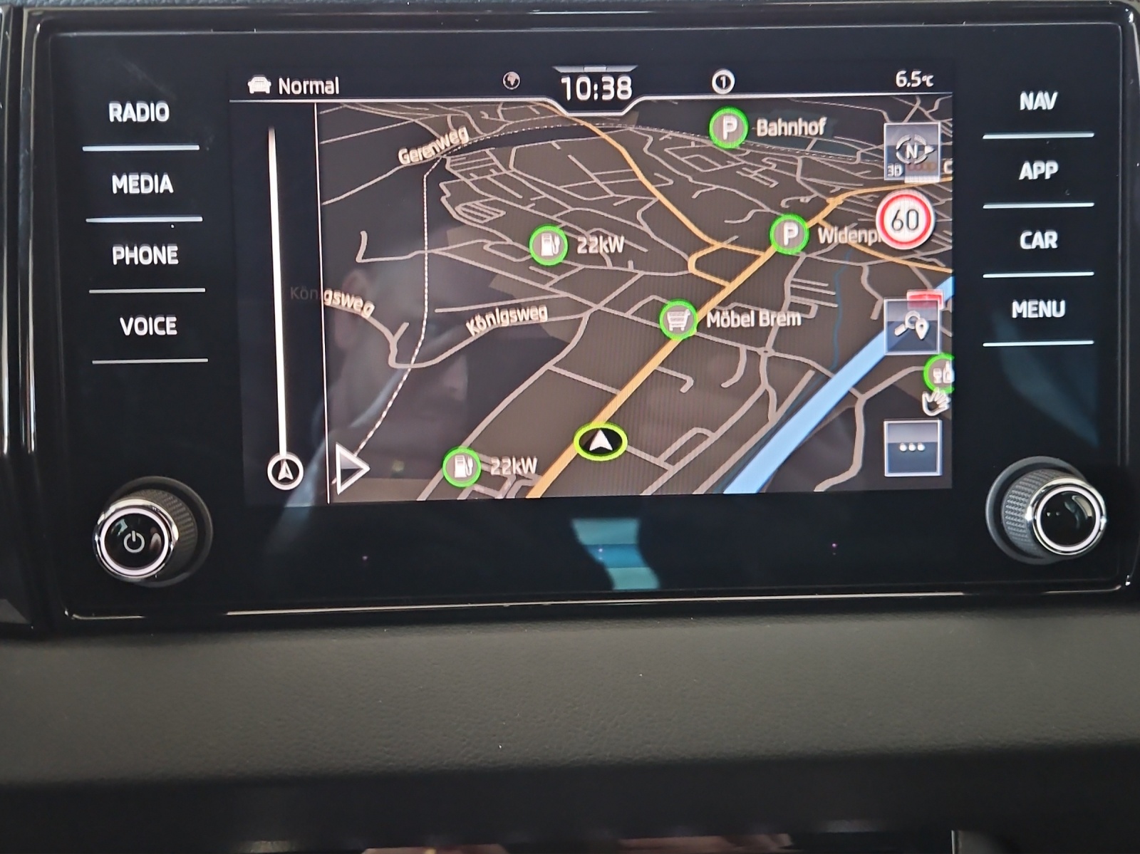 SKODA Karoq 2.0 TSI SportLine 4x4 DSG-image-13