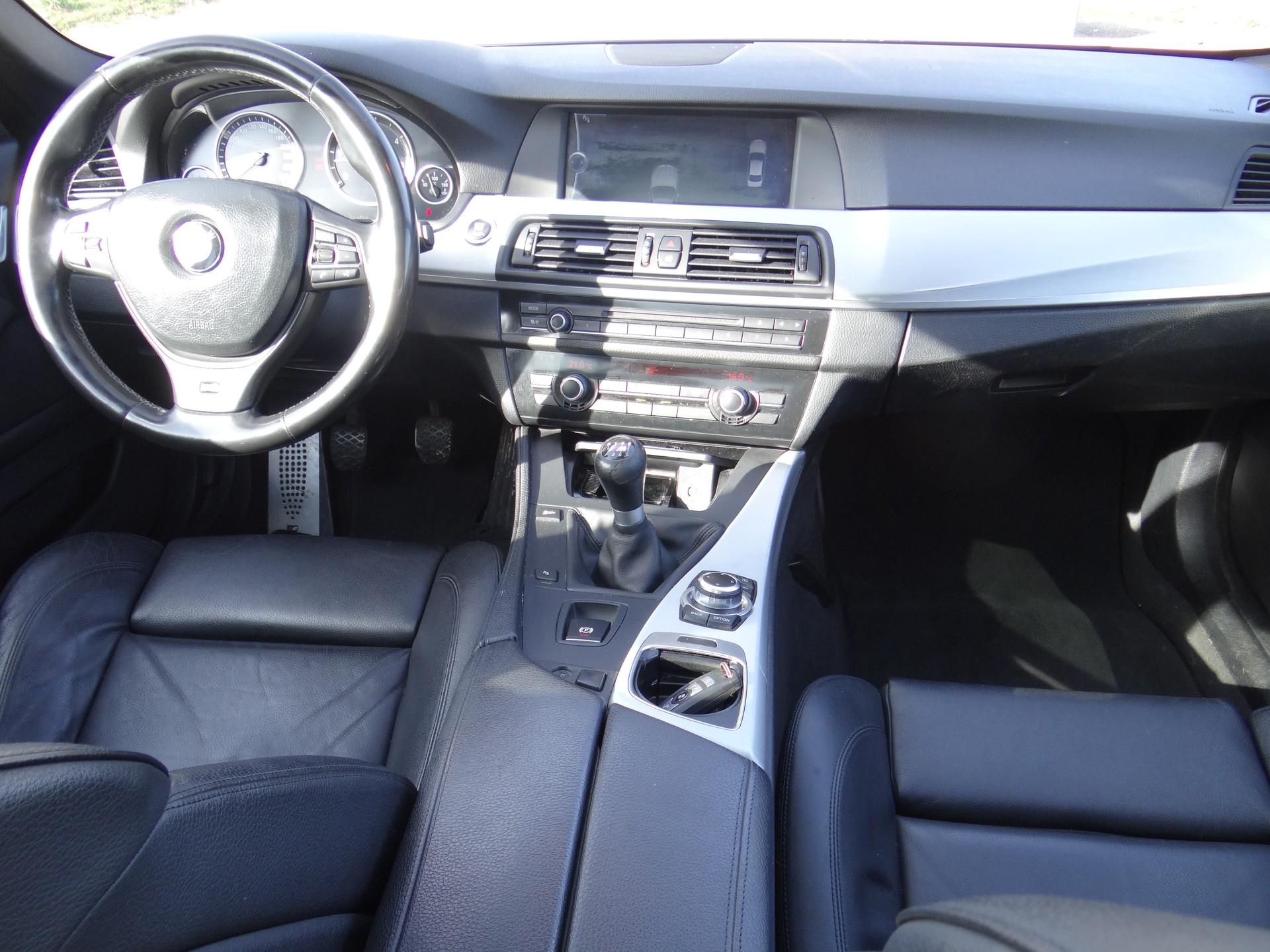 BMW 525d M Sport-image-4