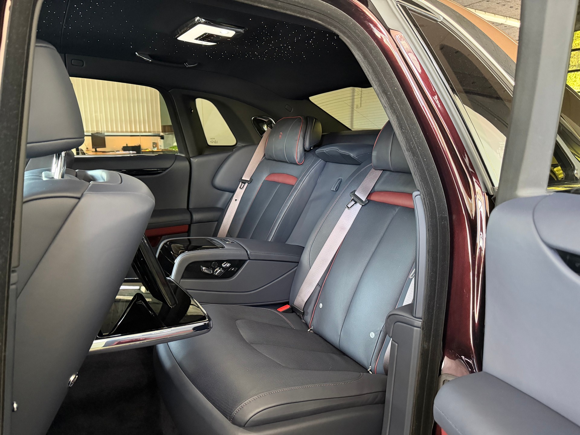 ROLLS-ROYCE Ghost II 6.75 V12 571 PS ( CH )-image-15