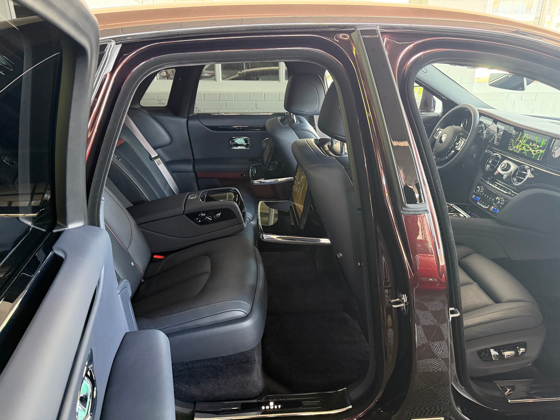 ROLLS-ROYCE Ghost II 6.75 V12 571 PS ( CH )-image-9