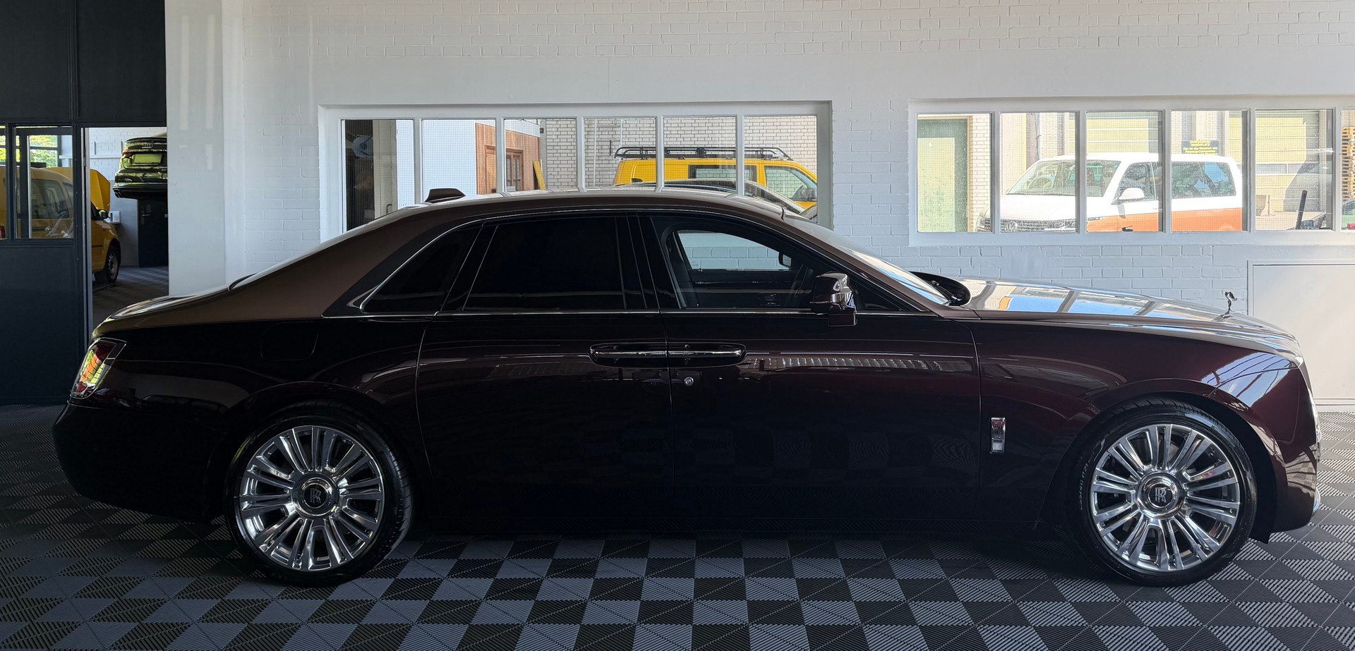 ROLLS-ROYCE Ghost II 6.75 V12 571 PS ( CH )-image-1