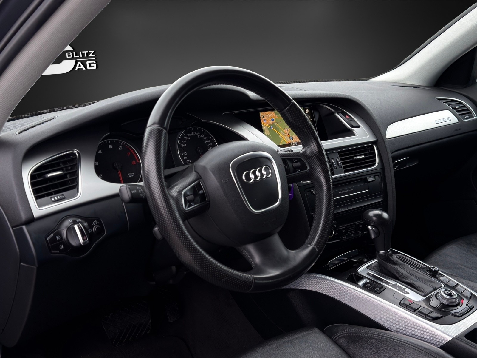 AUDI A4 Avant 2.0 TFSI quattro s-tronic-image-7