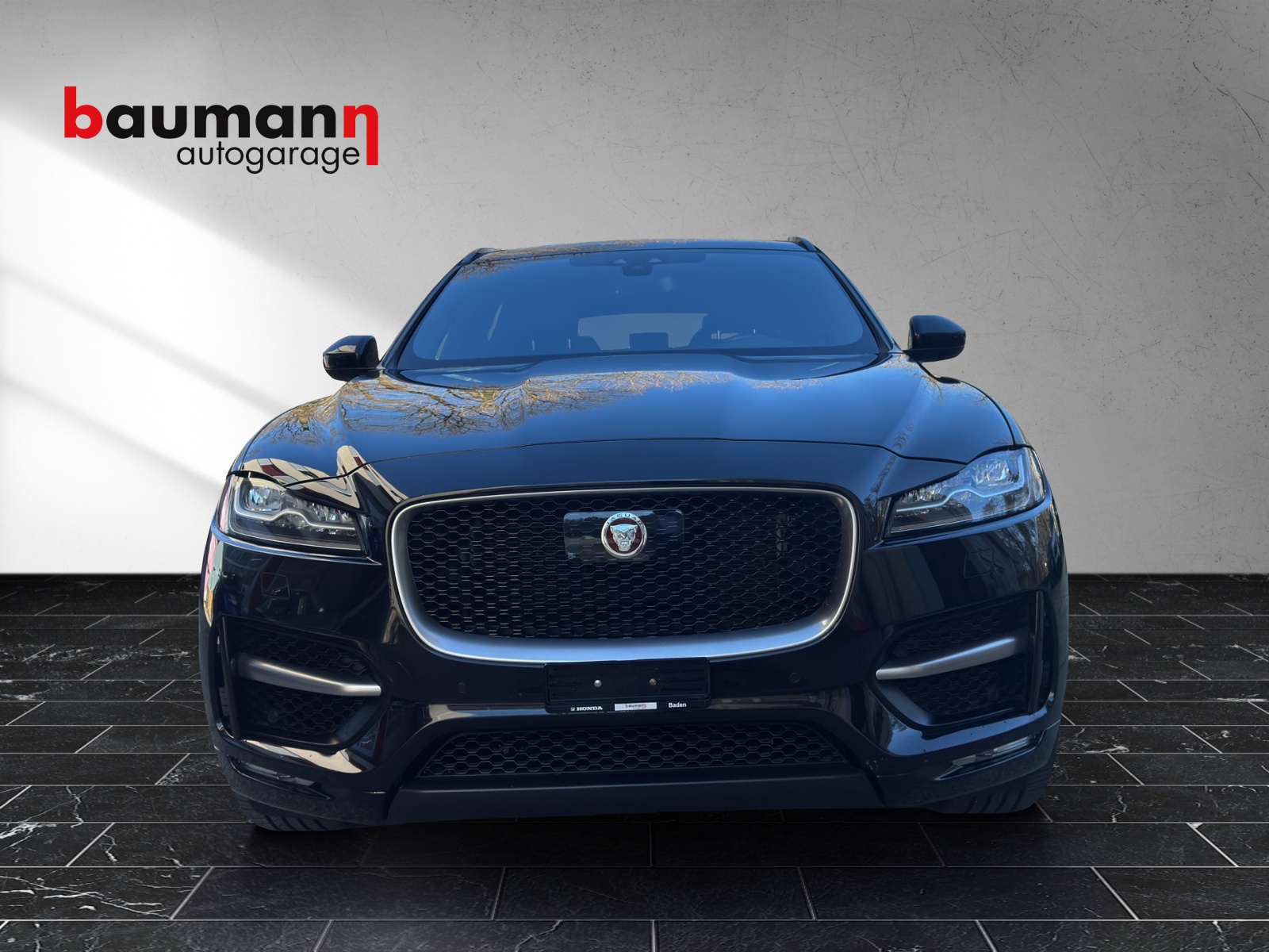 JAGUAR F-Pace 30t 2.0 R-Sport AWD Automatik-image-6