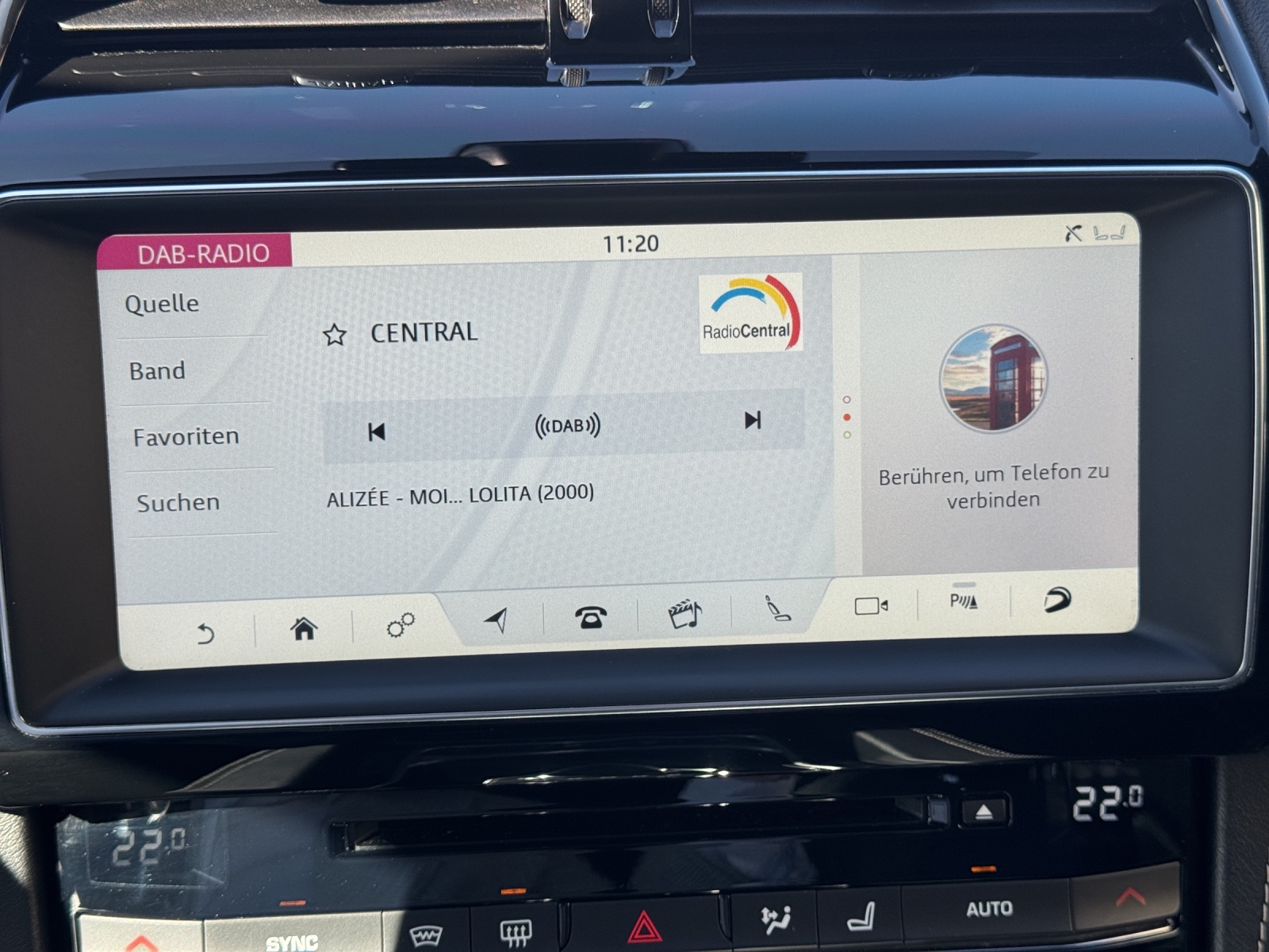 JAGUAR F-Pace 30t 2.0 R-Sport AWD Automatik-image-25