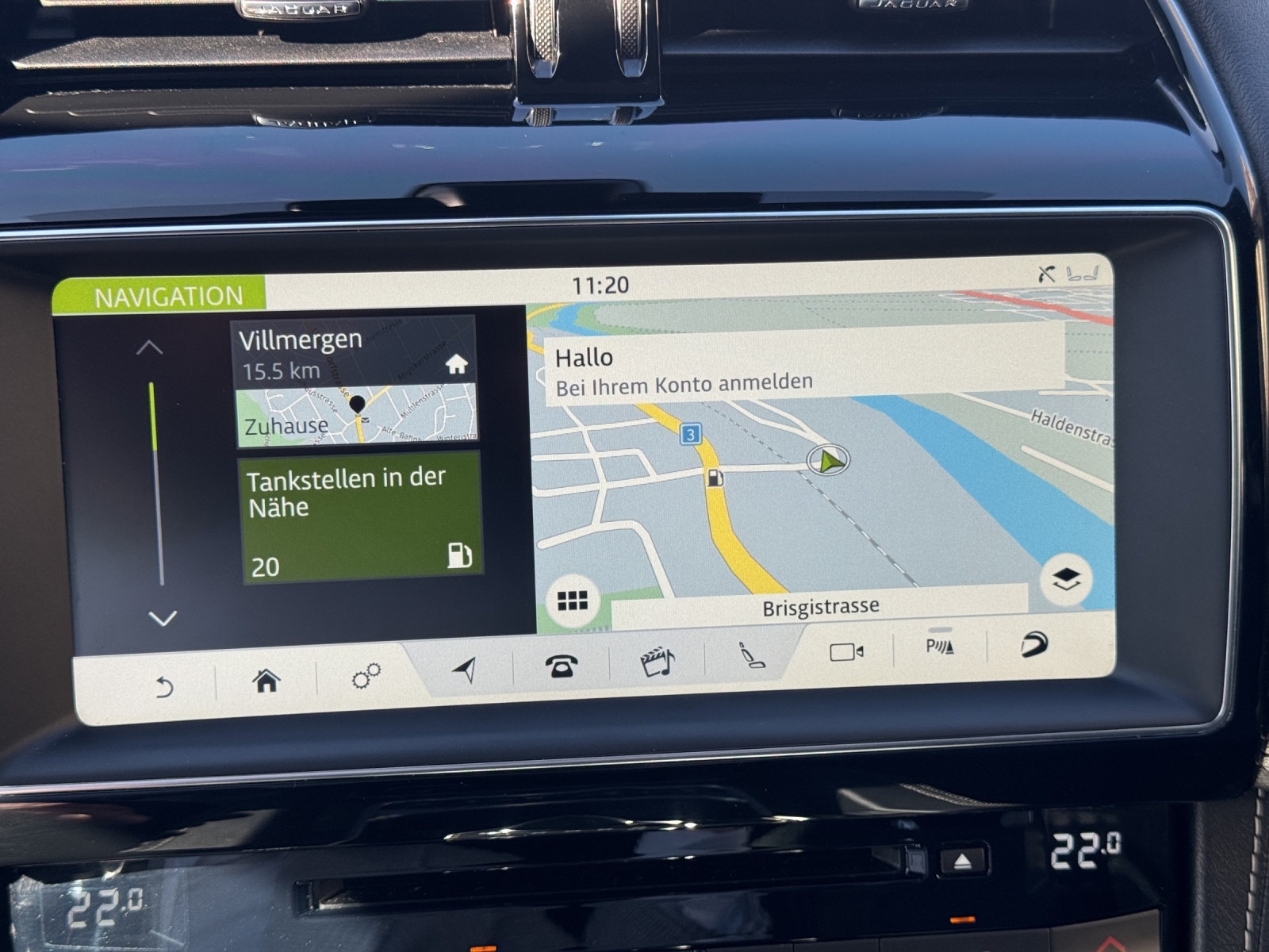 JAGUAR F-Pace 30t 2.0 R-Sport AWD Automatik-image-24