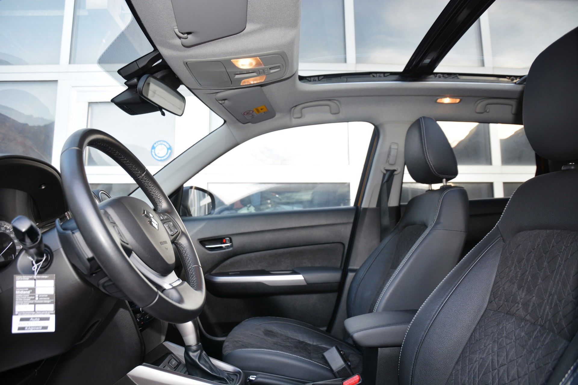 SUZUKI Vitara 1.4 Boosterjet Generation Top Hybrid Automatic-image-11