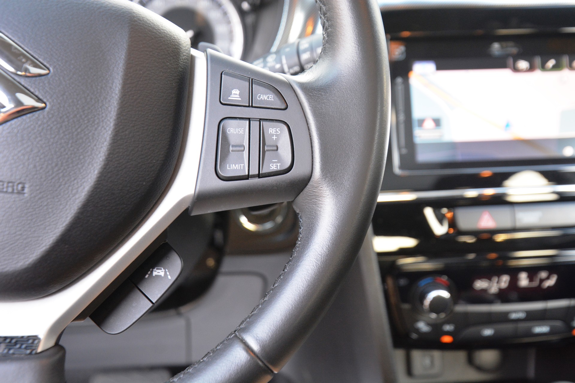 SUZUKI Vitara 1.4 Boosterjet Generation Top Hybrid Automatic-image-10