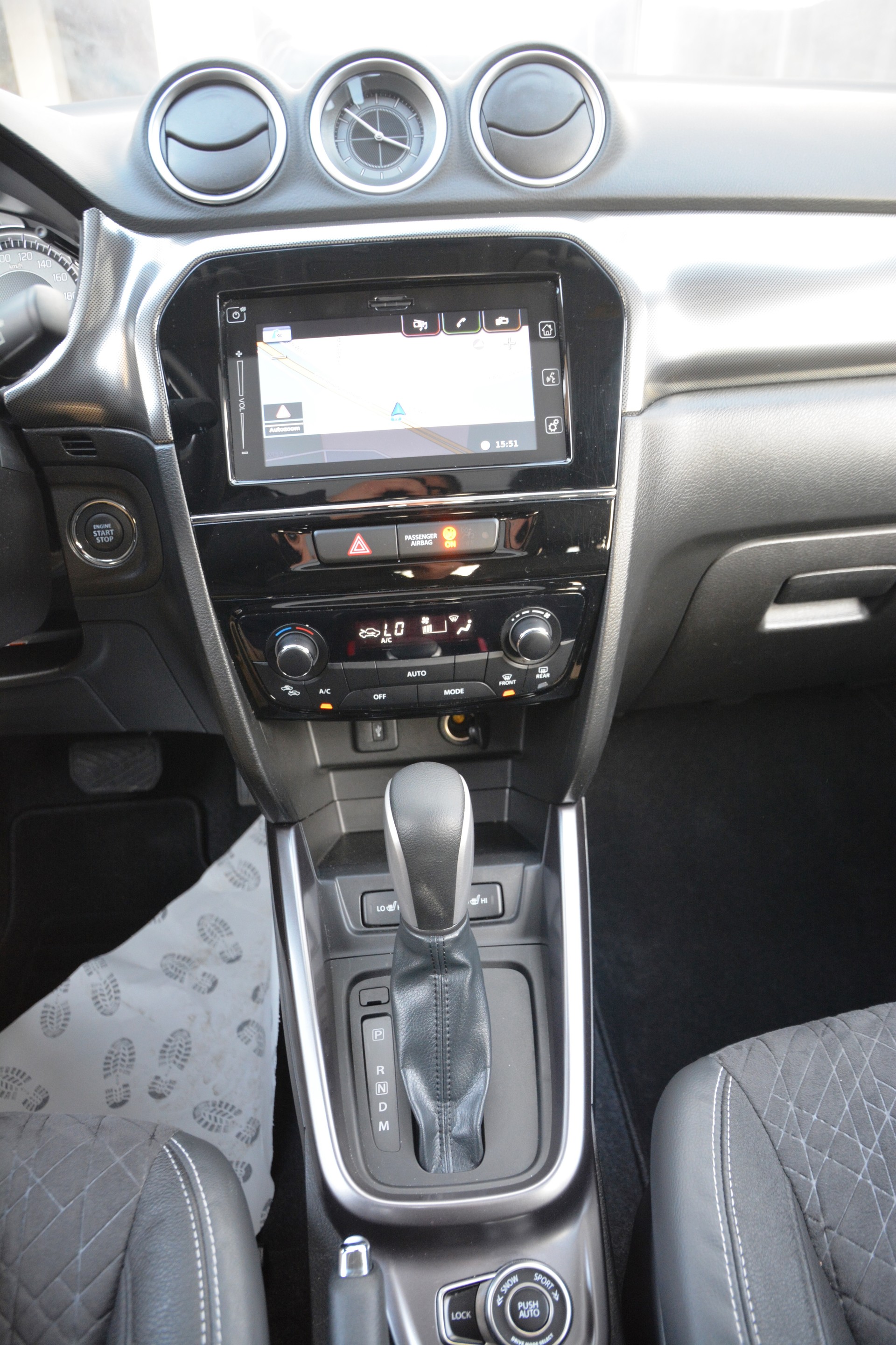 SUZUKI Vitara 1.4 Boosterjet Generation Top Hybrid Automatic-image-6