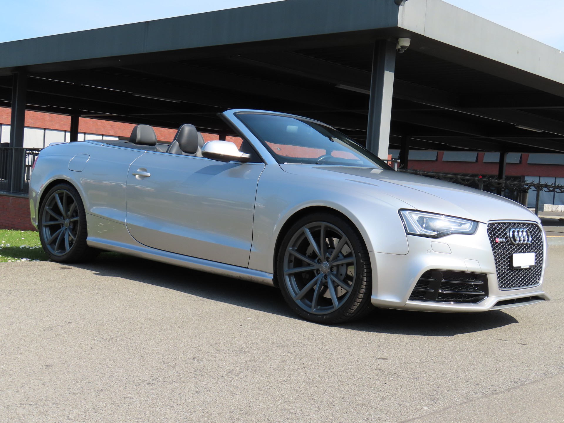 AUDI RS5 Cabrio 4.2 FSI quattro S-tronic(CH)-image-6