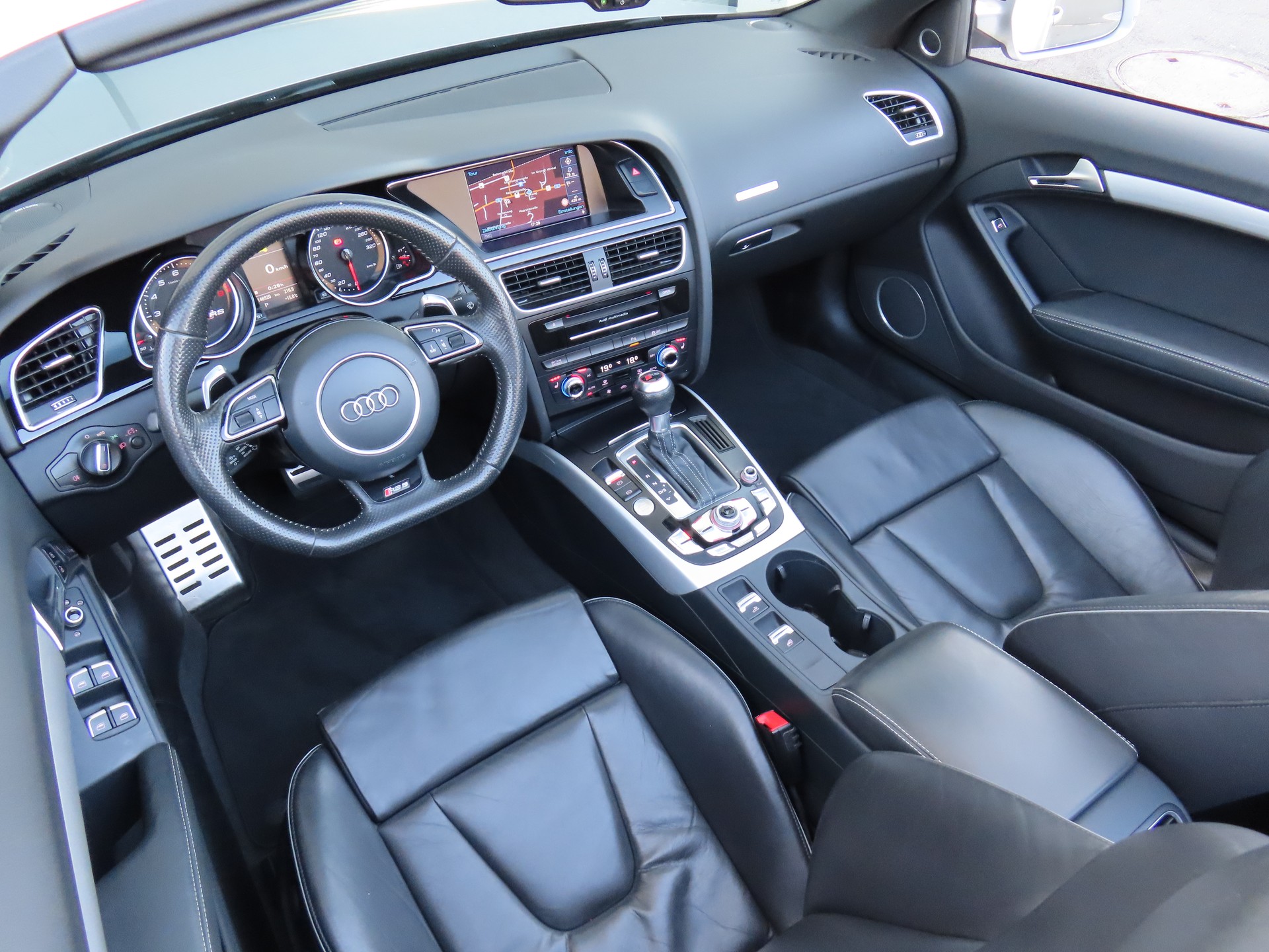 AUDI RS5 Cabrio 4.2 FSI quattro S-tronic(CH)-image-9