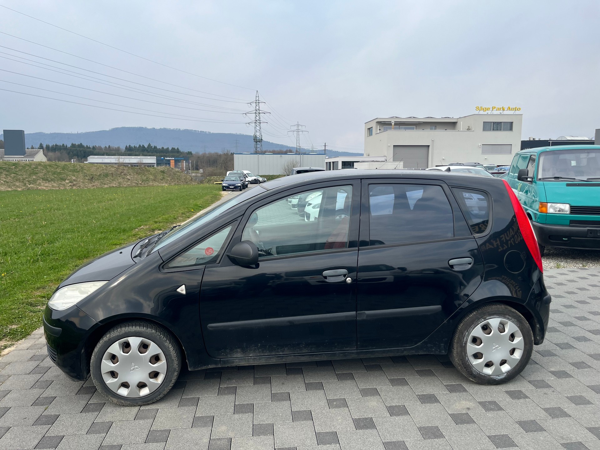 MITSUBISHI Colt 1.3 16V Inform Luxe-image-2