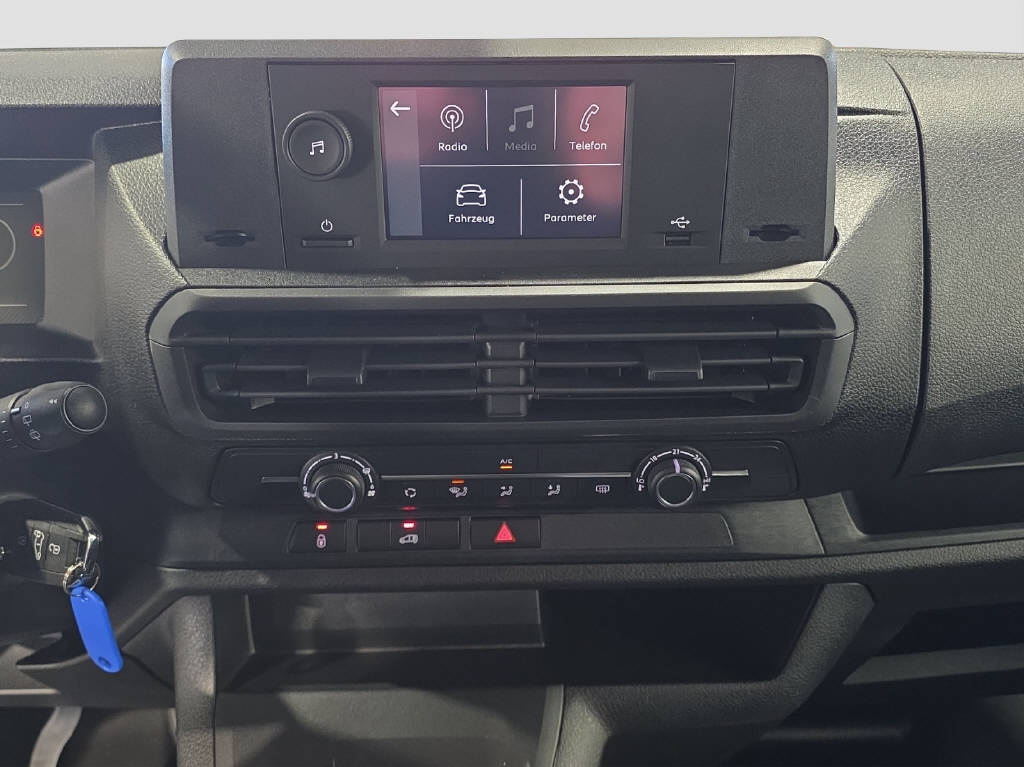 PEUGEOT Expert Kaw. Standard 1.5 BlueHDi 120 PS-image-10