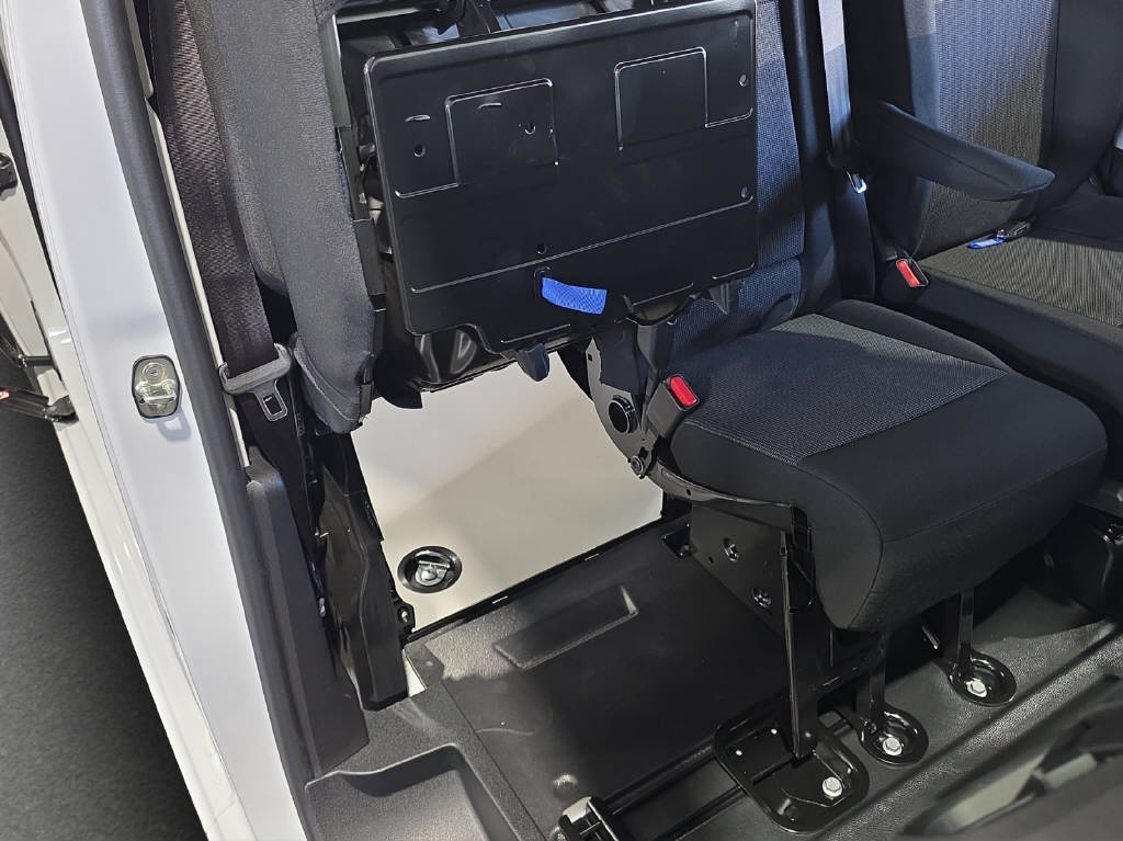 PEUGEOT Expert Kaw. Standard 1.5 BlueHDi 120 PS-image-9
