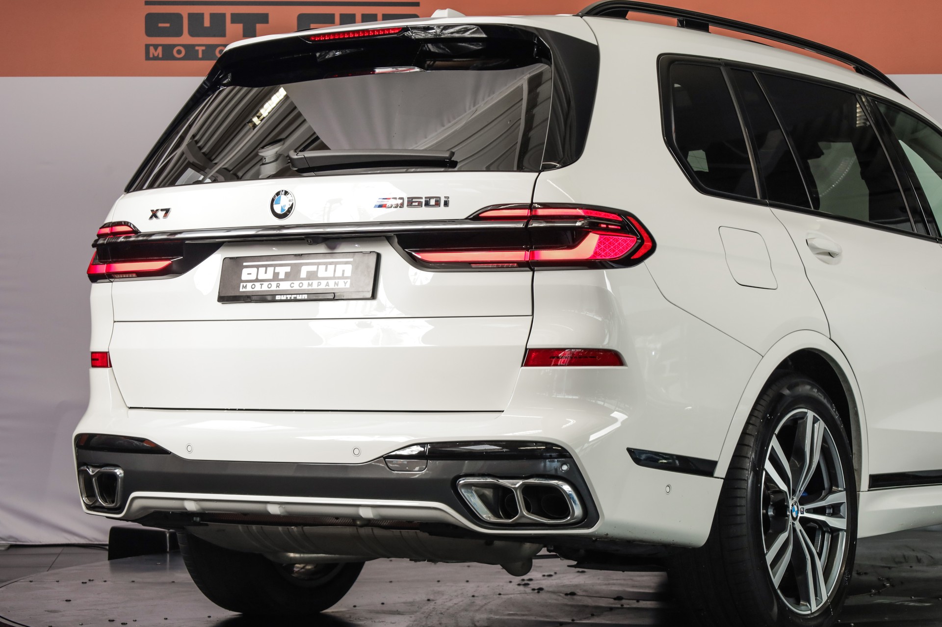 BMW X7 xDrive 48V M60i Steptronic M Sport Pro-image-3