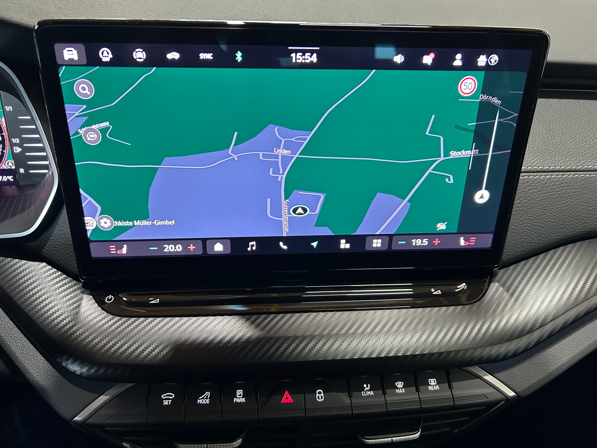SKODA Octavia Combi 1.5 TSI mHEV DSG Sport Line-image-9