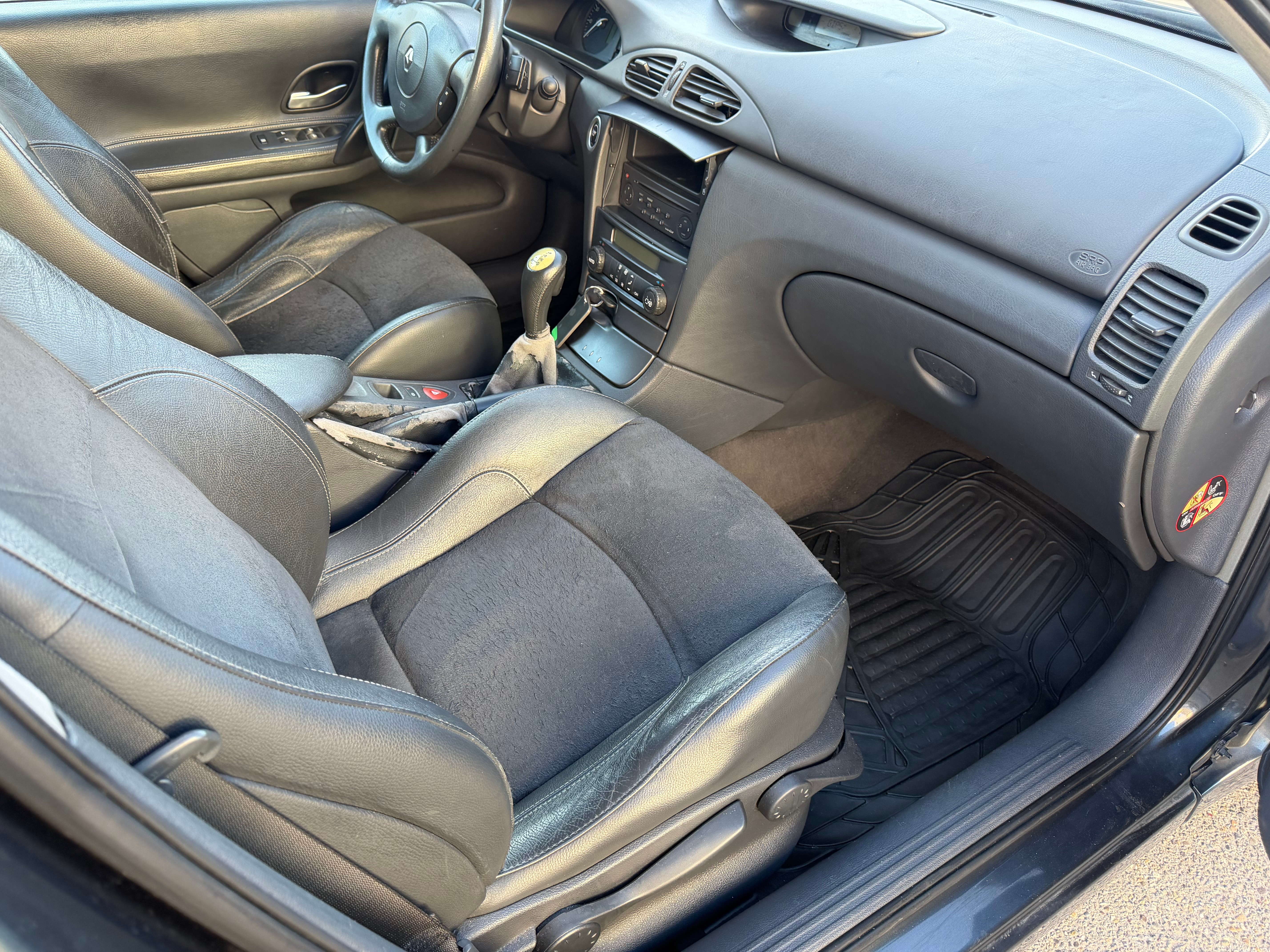 RENAULT Laguna Grandtour 2.2 dCi Dynamique — slika 13