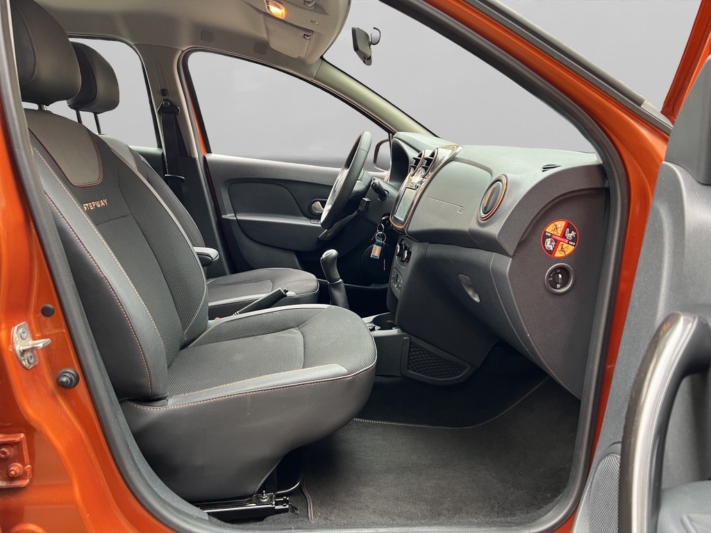 DACIA Sandero Tce 90 Stepway Unlimited-image-9