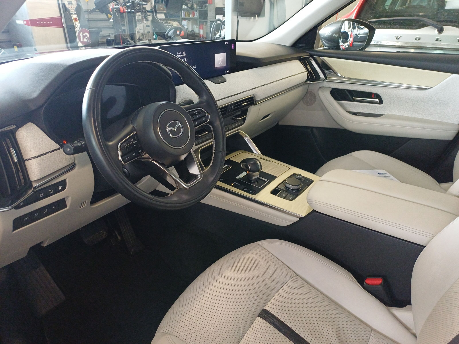 MAZDA CX-60 2.5 PHEV Takumi 4x4-image-5