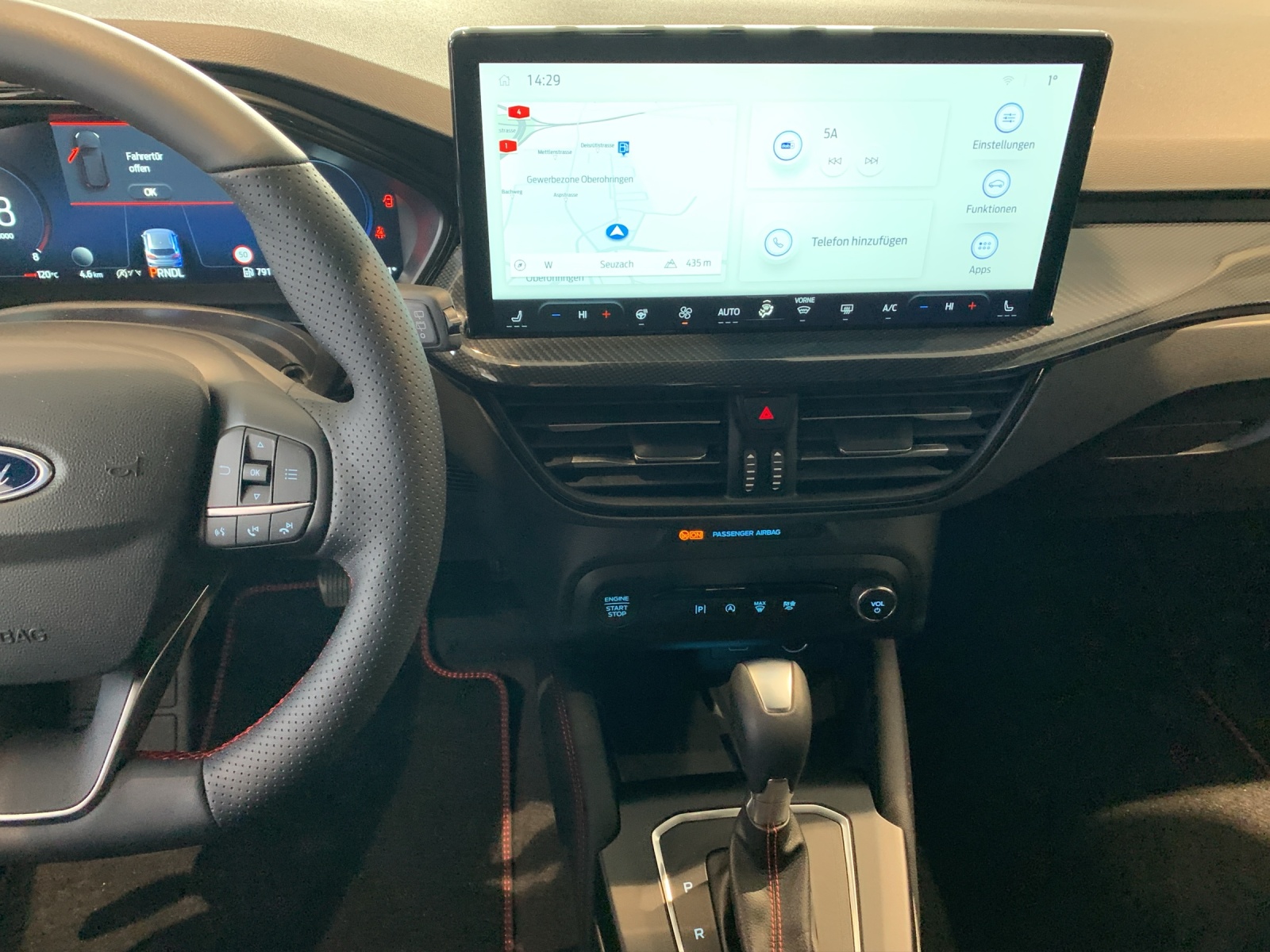 FORD Focus SW 1.0i EcoB Hybrid 155 ST-Line X-image-9