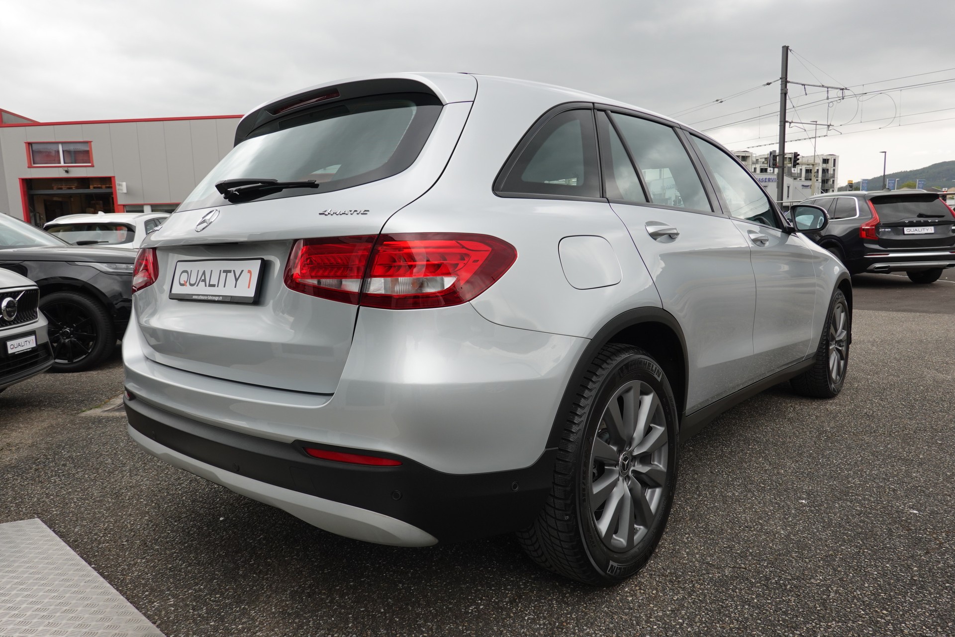 MERCEDES-BENZ GLC 220 D 4MATIC - 9G-TRONIC - 170 PS-image-3