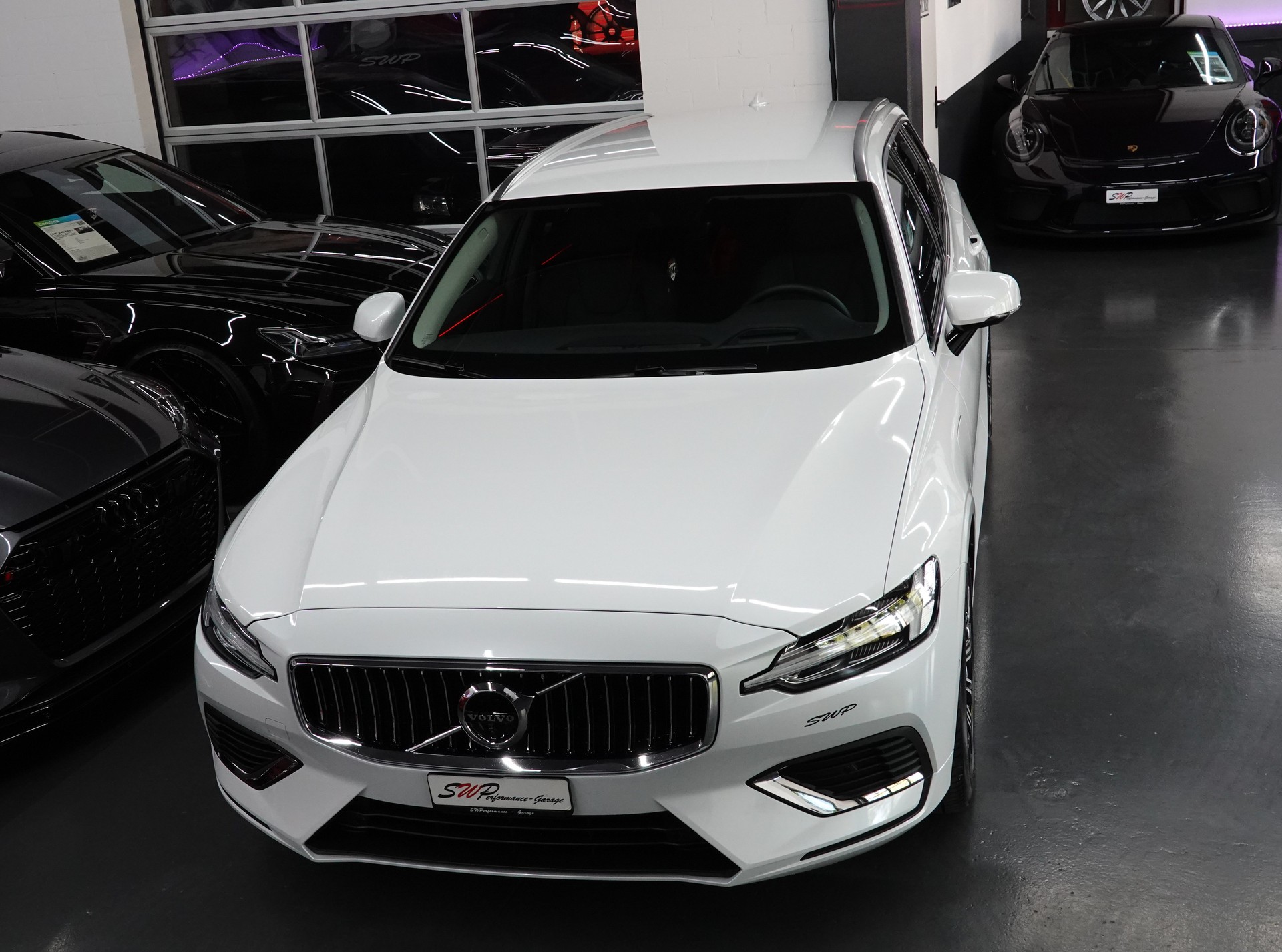 VOLVO V60 T6 eAWD TWIN ENGINE INSCRIPTION GEARTRONIC CH-FZ-image-5