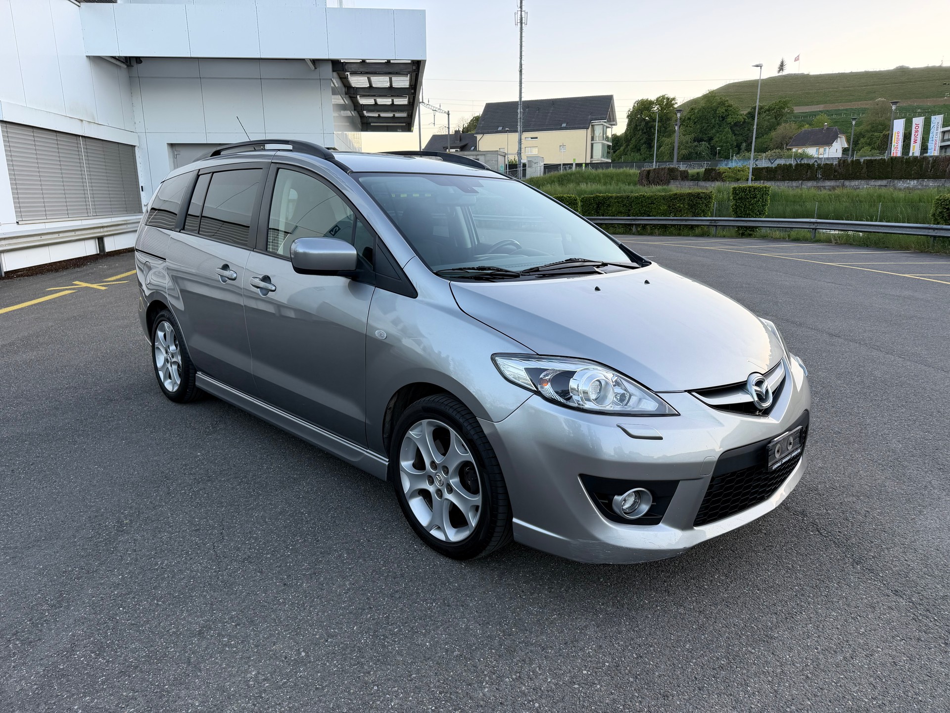 MAZDA 5 2.0 16V Exclusive-showroom-element-1