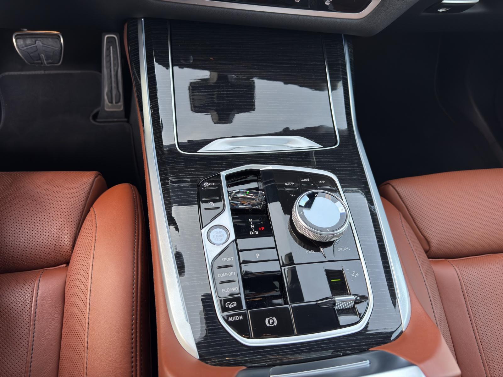 BMW X7 40d xDrive Pack M Sport Pro-image-12