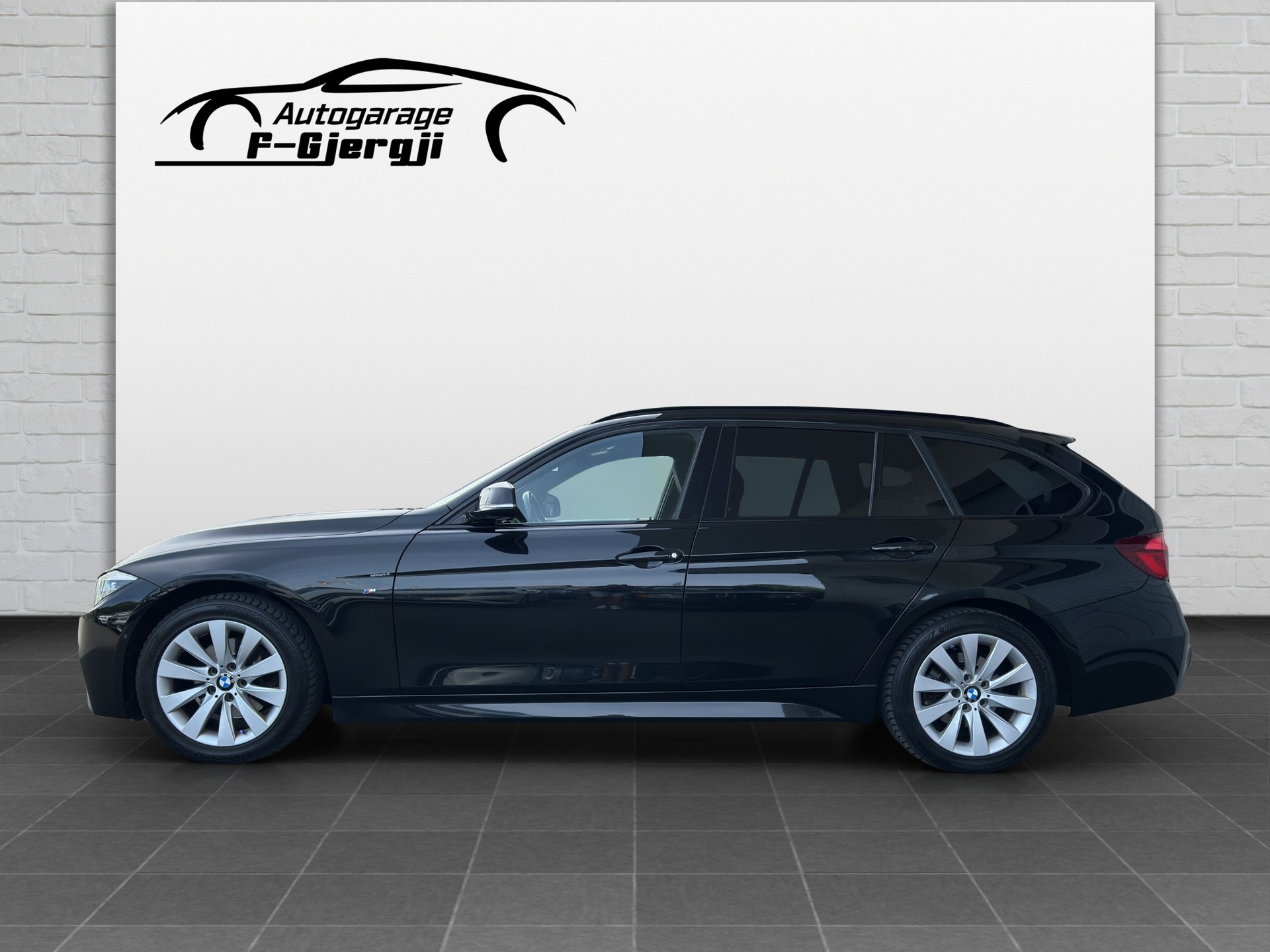 BMW 320d xDrive Touring Edition M Sport Steptronic-showroom-element-3