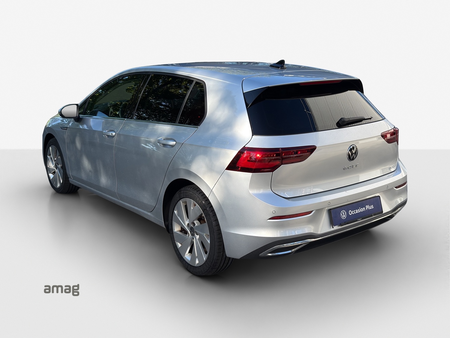 VW Golf 1.5 eTSI mHEV ACT Style DSG-image-2