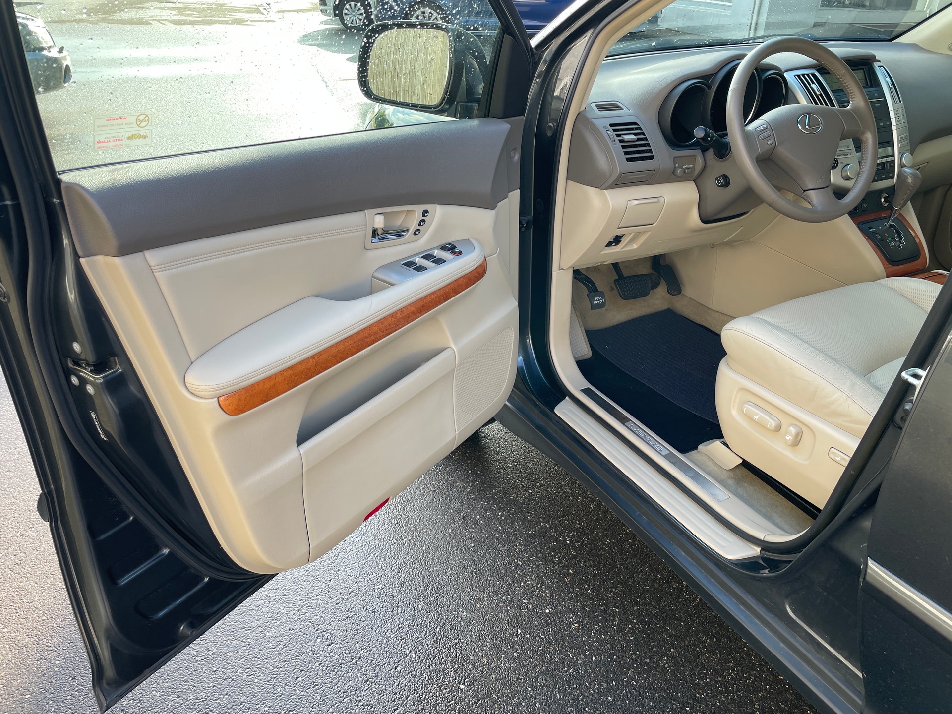 LEXUS RX 300 Edition AWD Automatic-image-8
