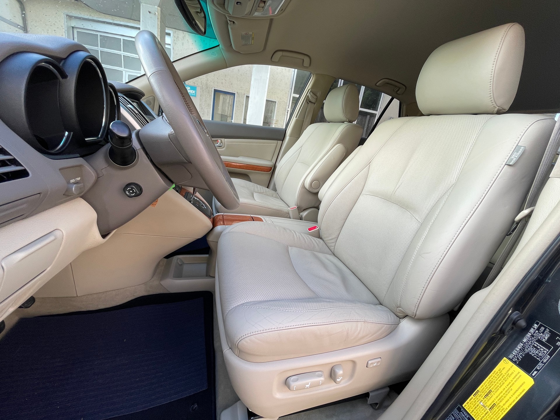 LEXUS RX 300 Edition AWD Automatic-image-9