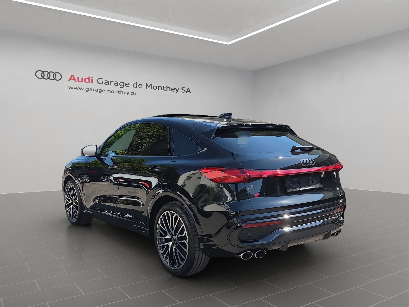 AUDI SQ5 Sportback TFSI quattro S-tronic-image-4