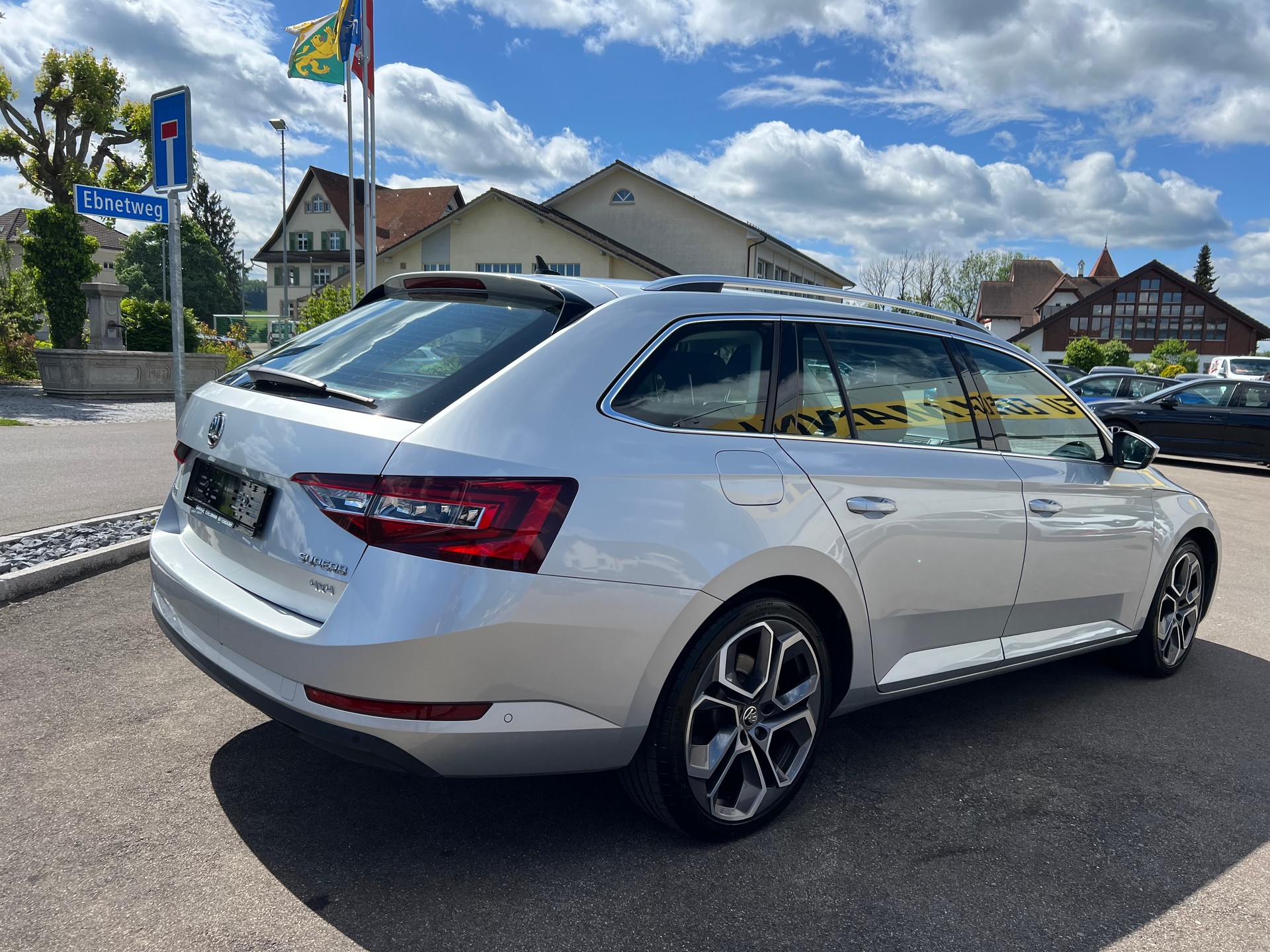 SKODA Superb Combi 2.0 TDi Style 4x4 DSG-image-6